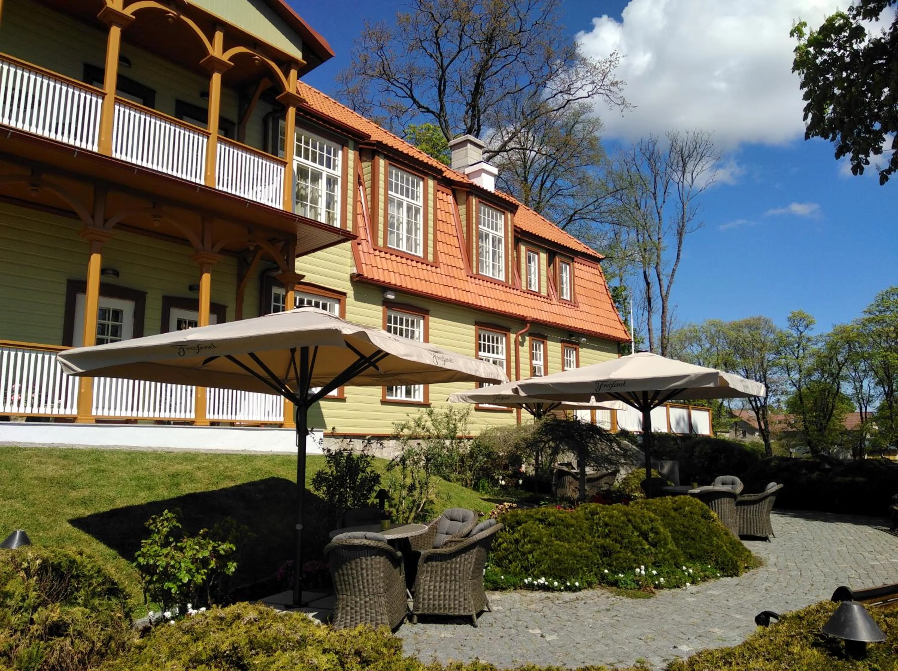 Garden in Ekesparre Boutique Hotel