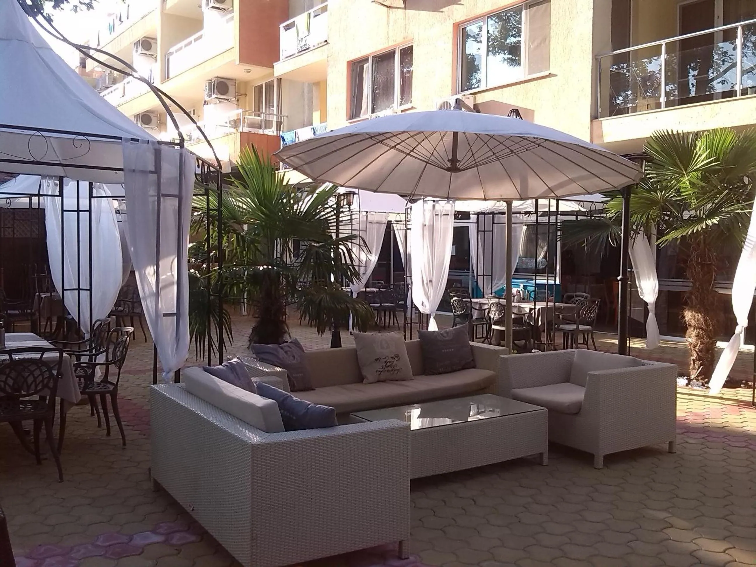 Patio in Sunrise Hotel