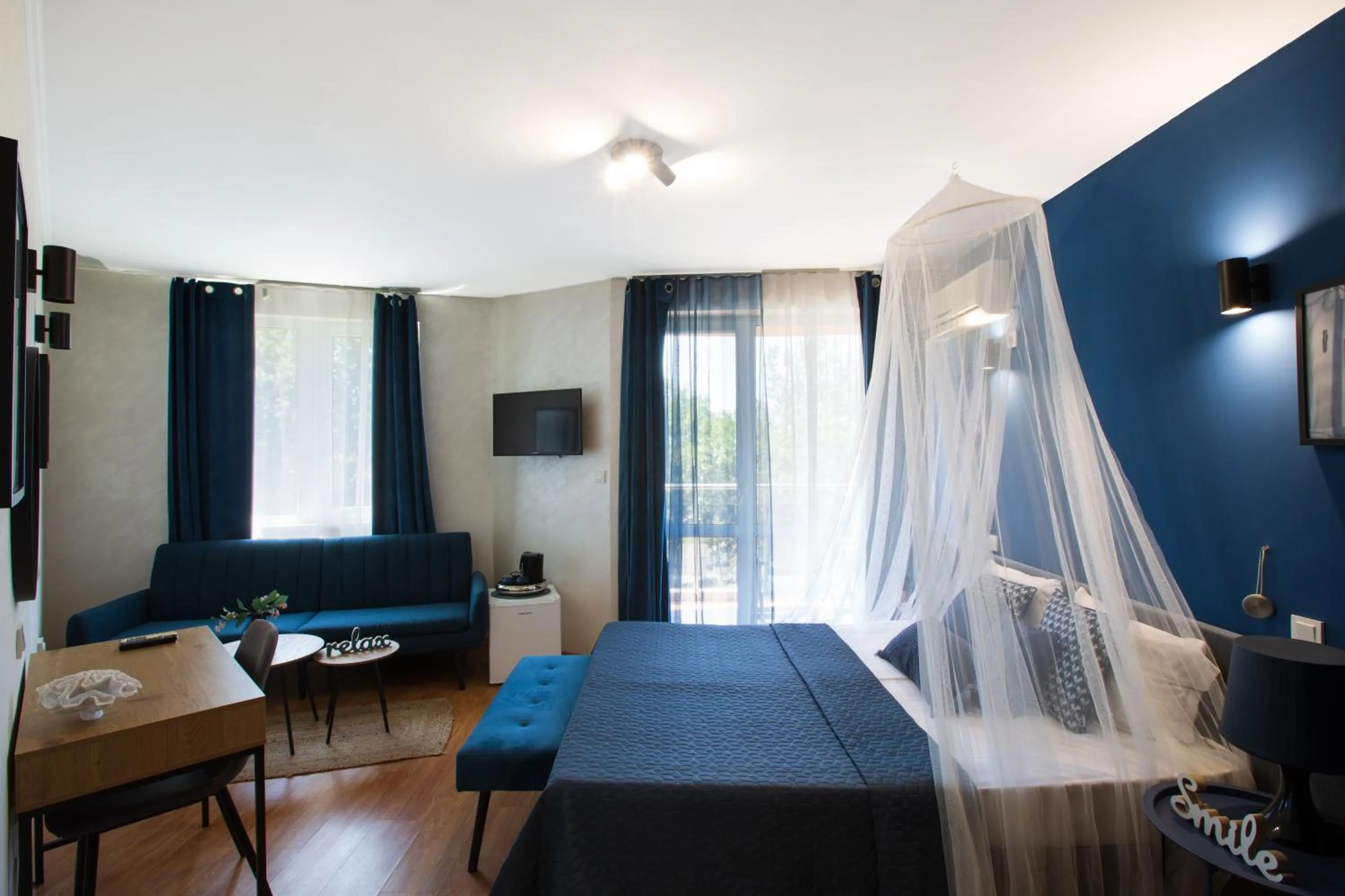 Bed in Sunrise Hotel