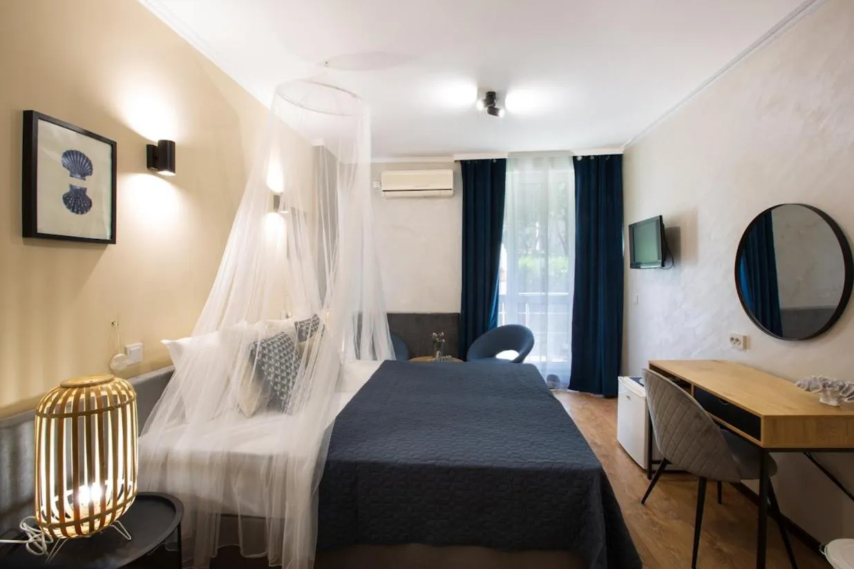 Bed in Sunrise Hotel