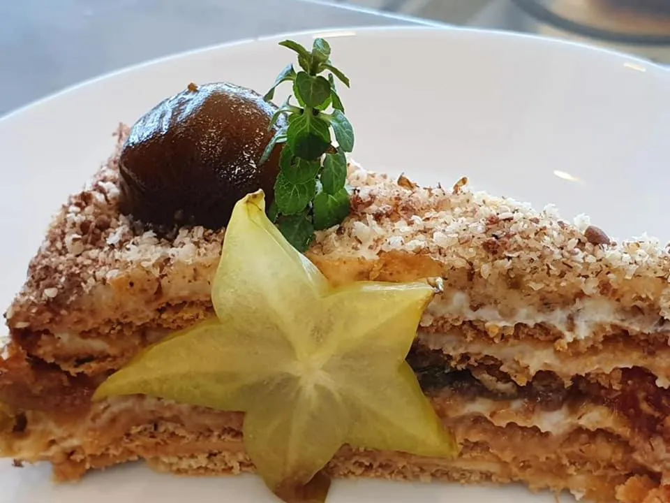 Food in Sunrise Hotel