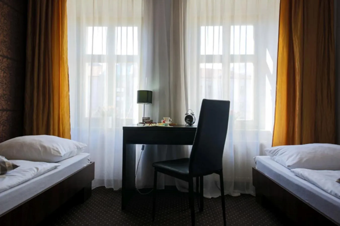 Bedroom, Bed in Boogie Deluxe Old Town