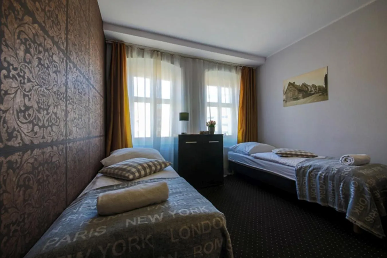 Photo of the whole room, Bed in Boogie Deluxe Old Town