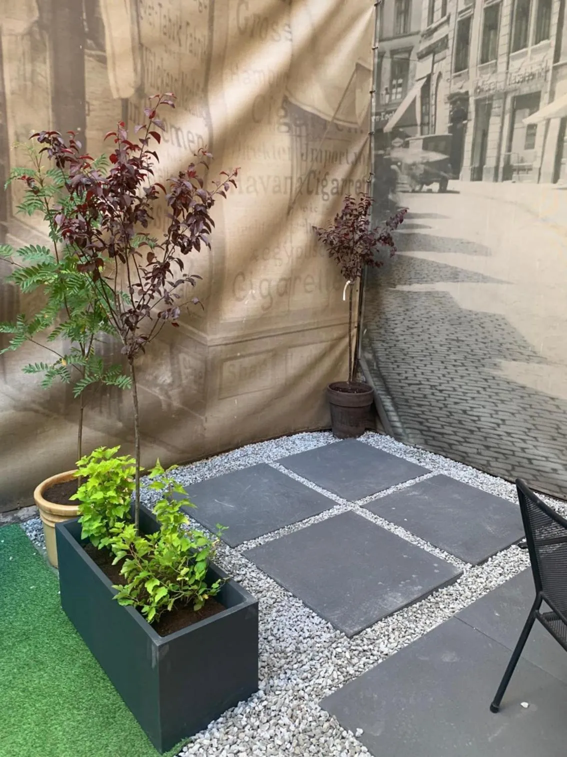 Patio in Boogie Deluxe Old Town