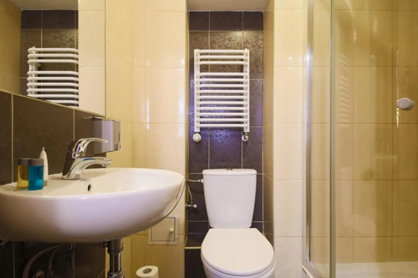 Bathroom in Boogie Deluxe Old Town