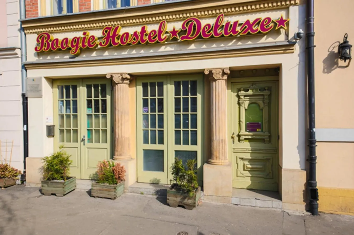 Boogie Deluxe Old Town