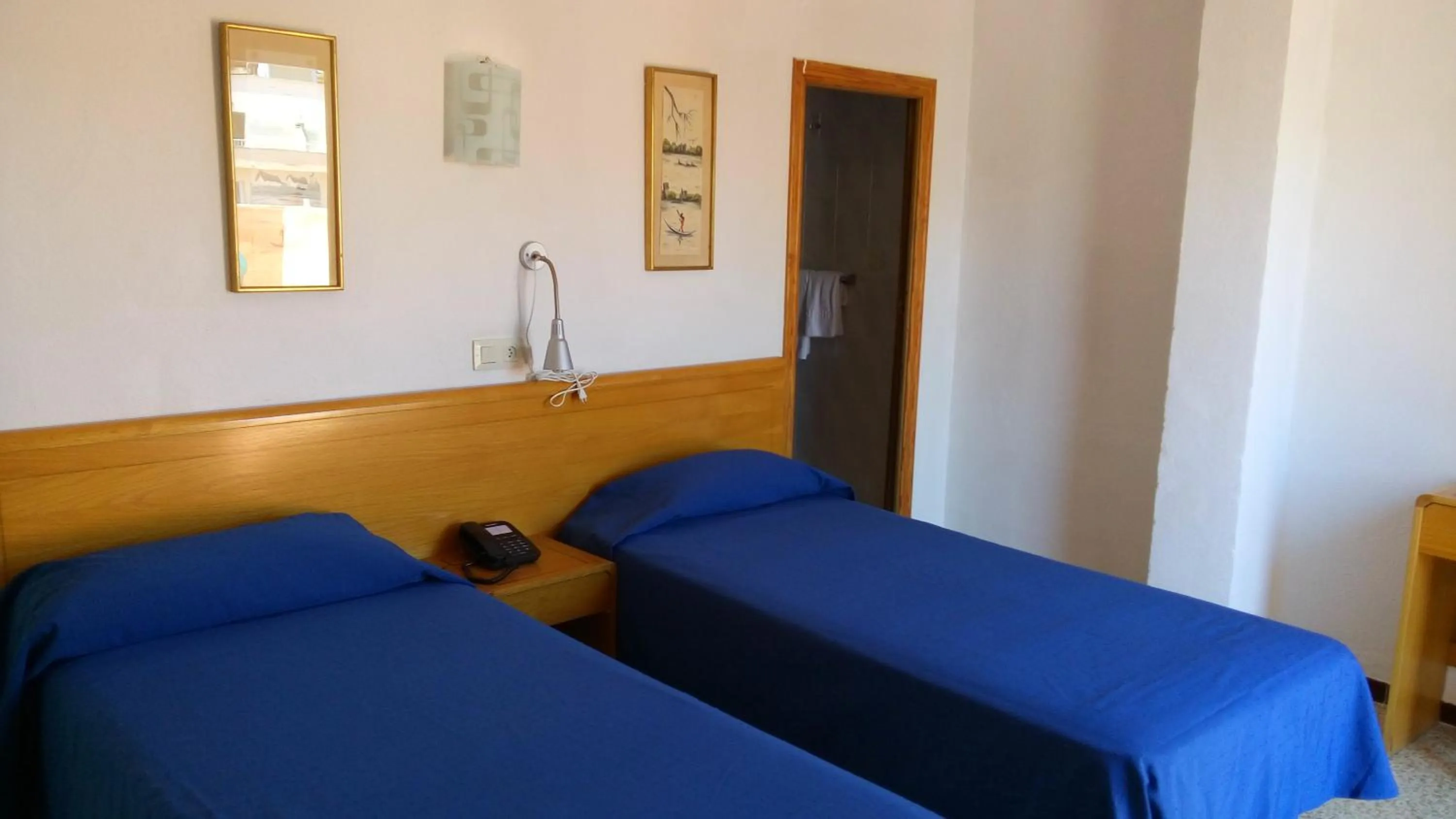 Photo of the whole room, Bed in Hotel Bari