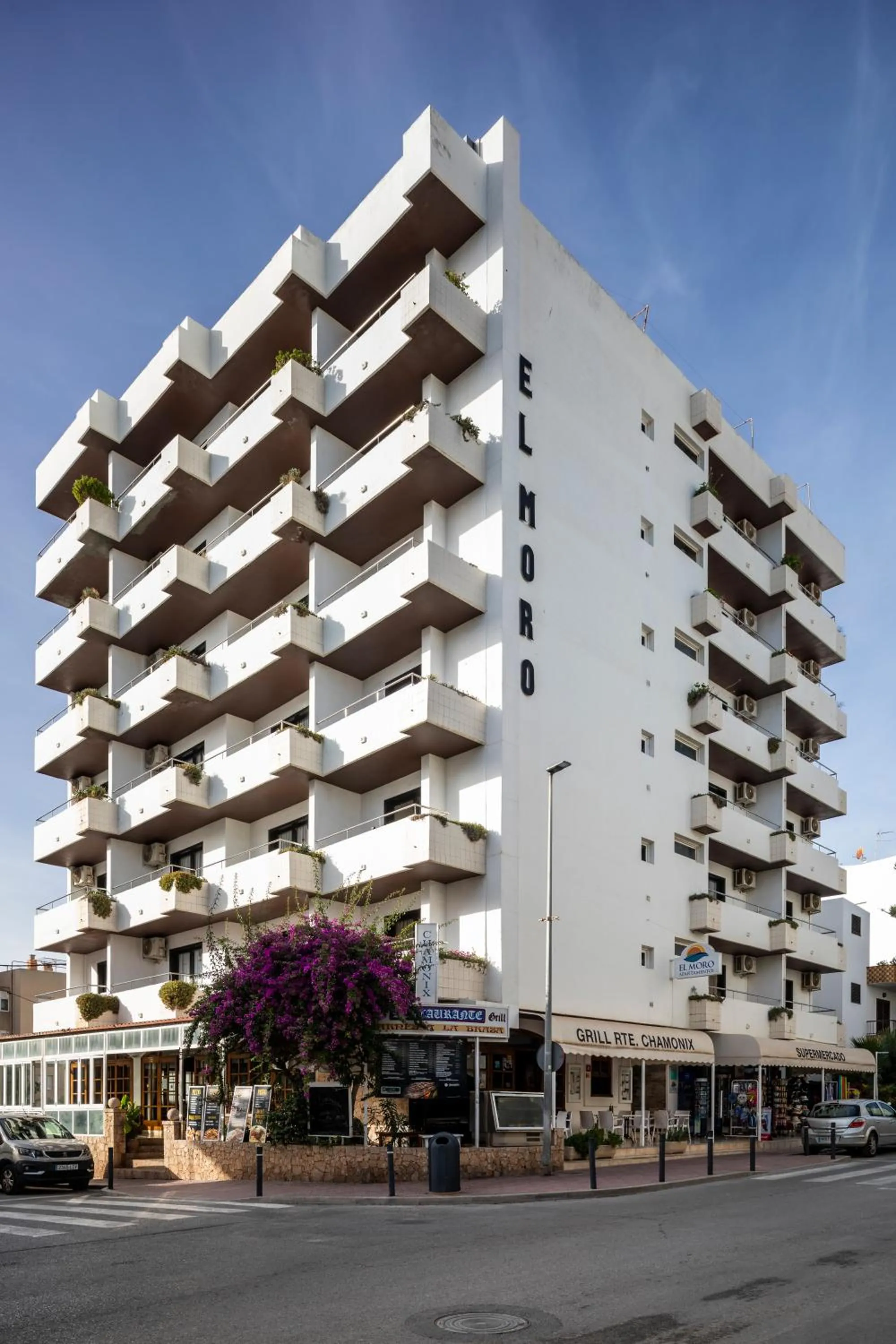 Apartamentos El Moro