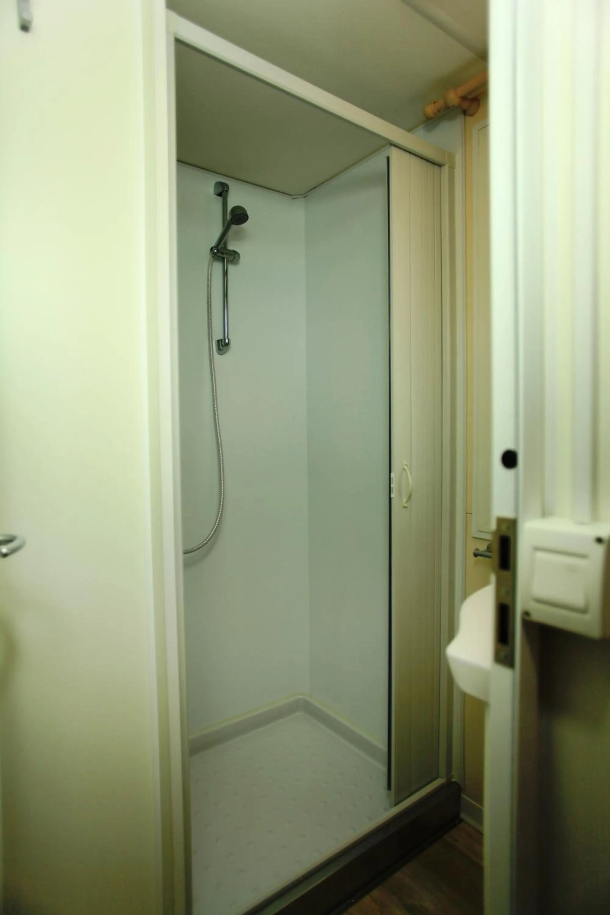 Bathroom in Camping Bella Italia