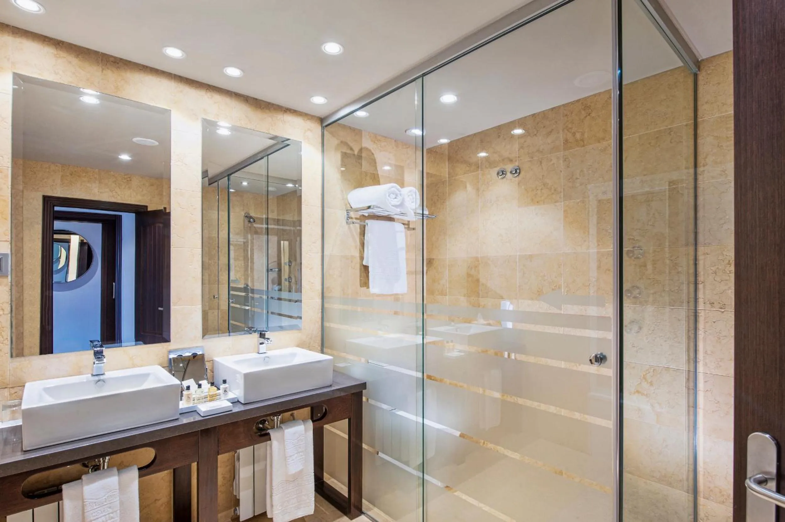 Bathroom in Hotel La Caminera Club de Campo