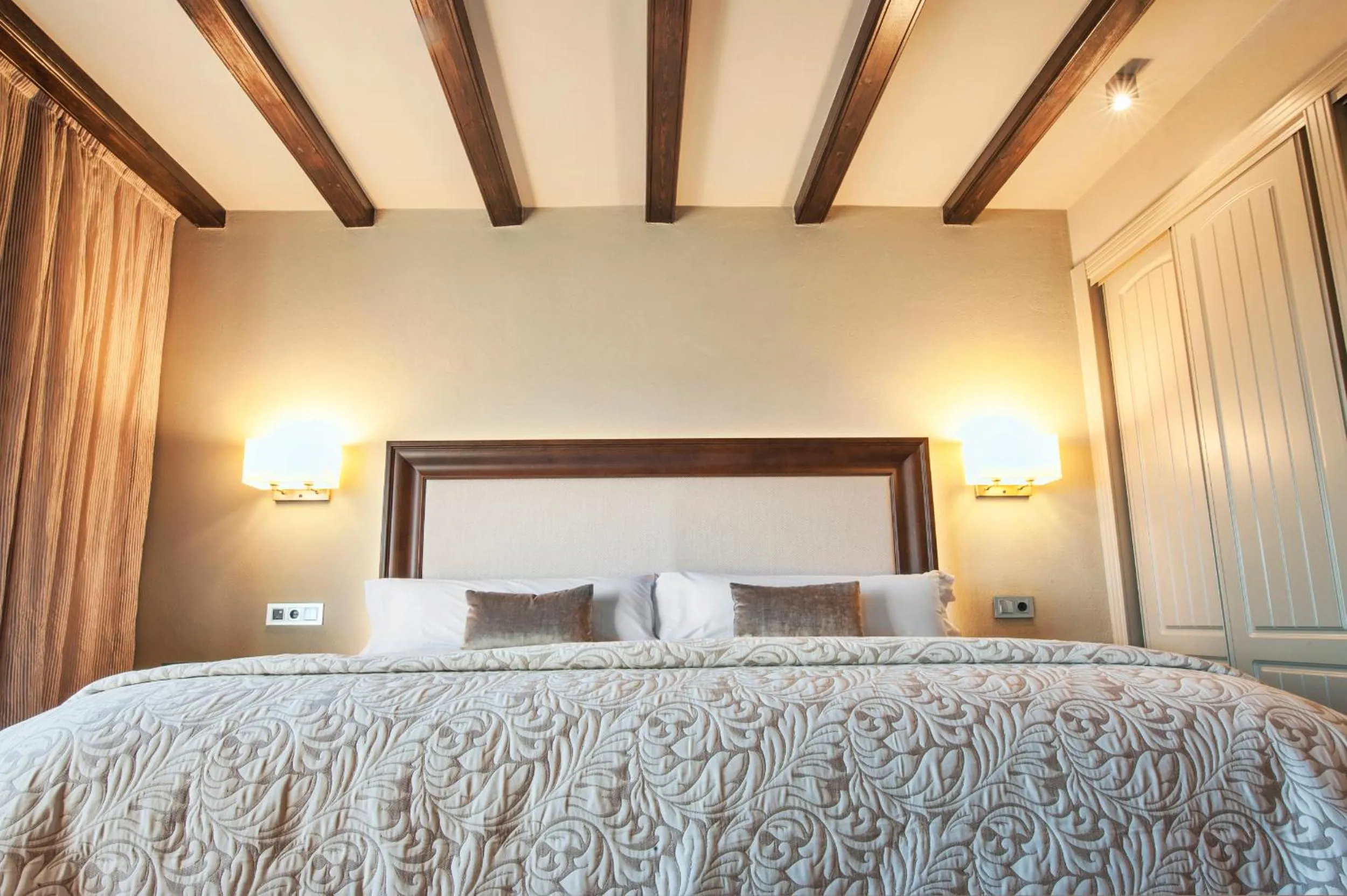 Bedroom, Bed in Hotel La Caminera Club de Campo