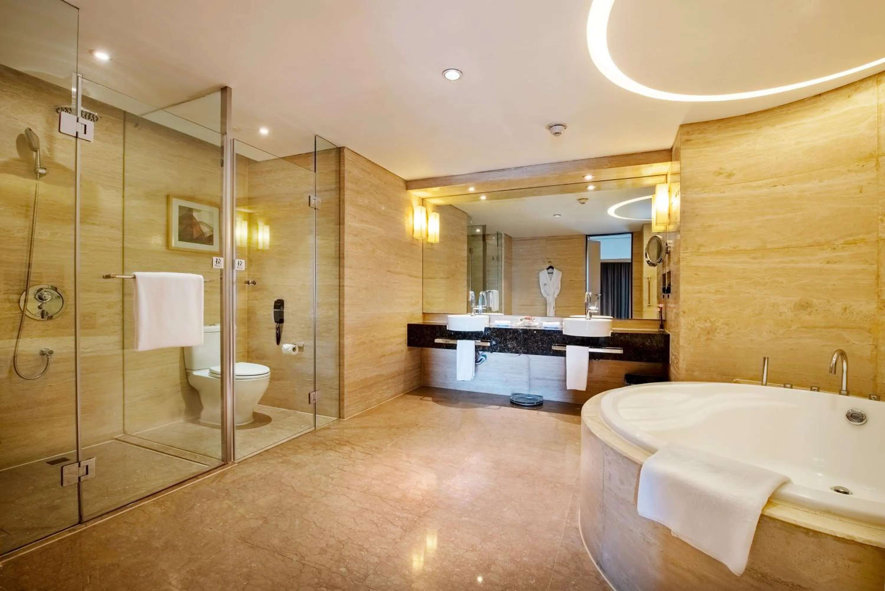 Photo of the whole room in Crowne Plaza Tianjin Binhai by IHG