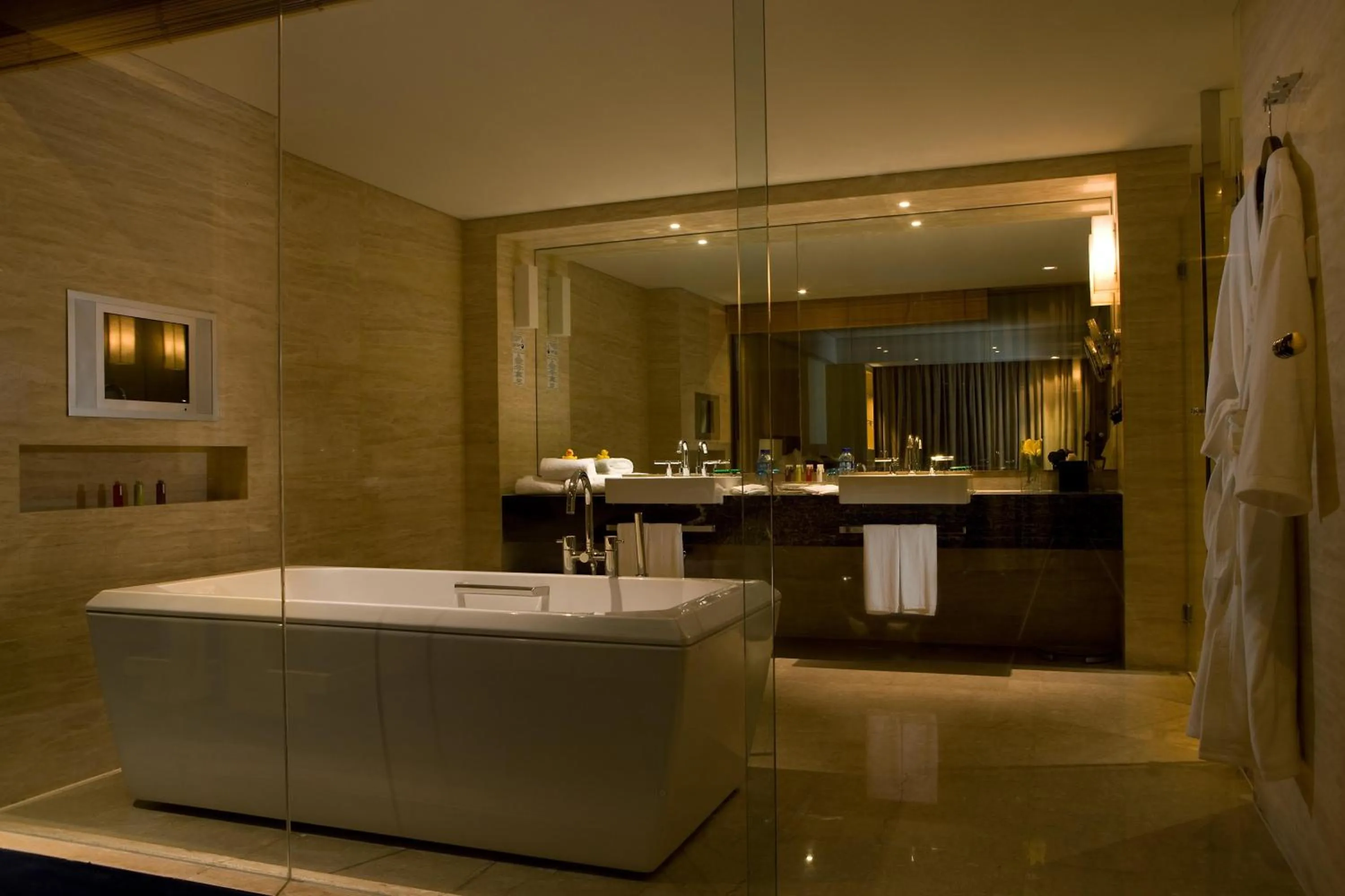 Photo of the whole room in Crowne Plaza Tianjin Binhai by IHG