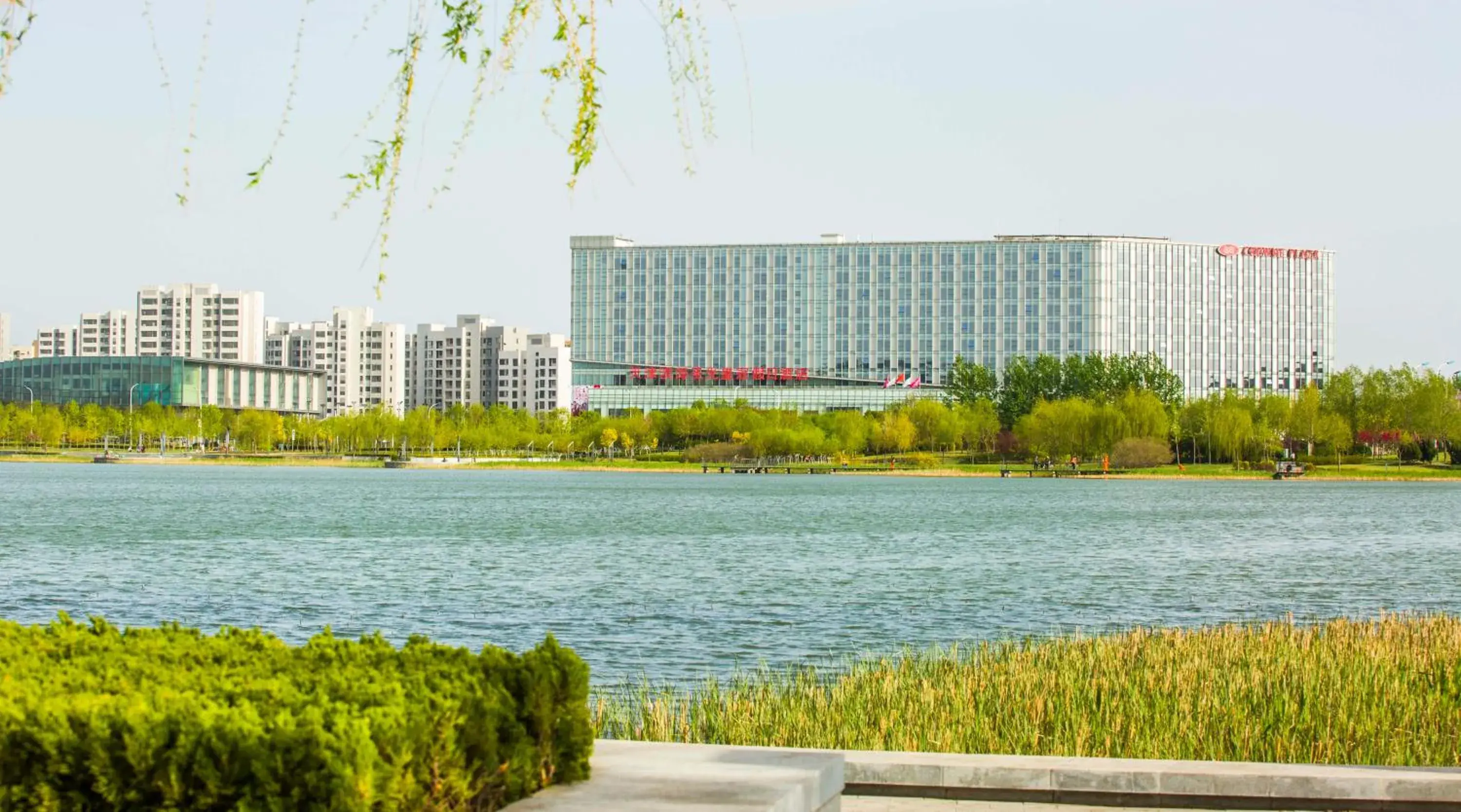 Property building in Crowne Plaza Tianjin Binhai by IHG Property building in Crowne Plaza Tianjin Binhai by IHG