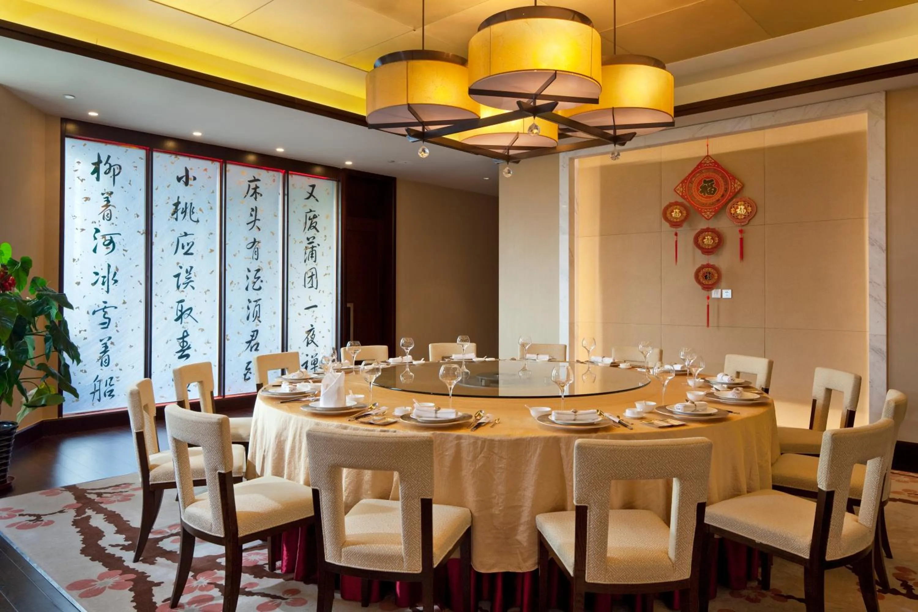 Restaurant/places to eat in Crowne Plaza Tianjin Binhai by IHG