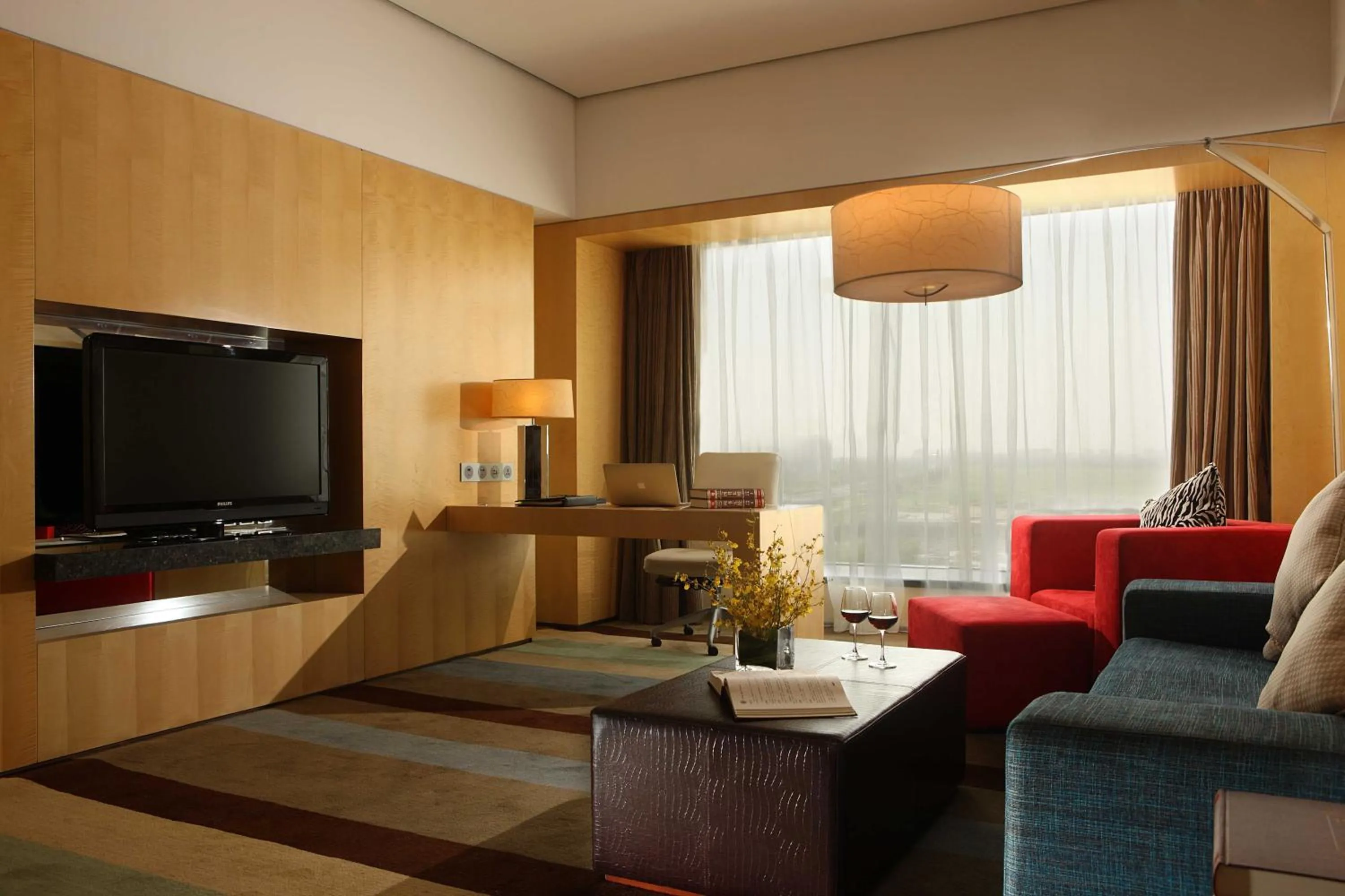 Photo of the whole room in Crowne Plaza Tianjin Binhai by IHG