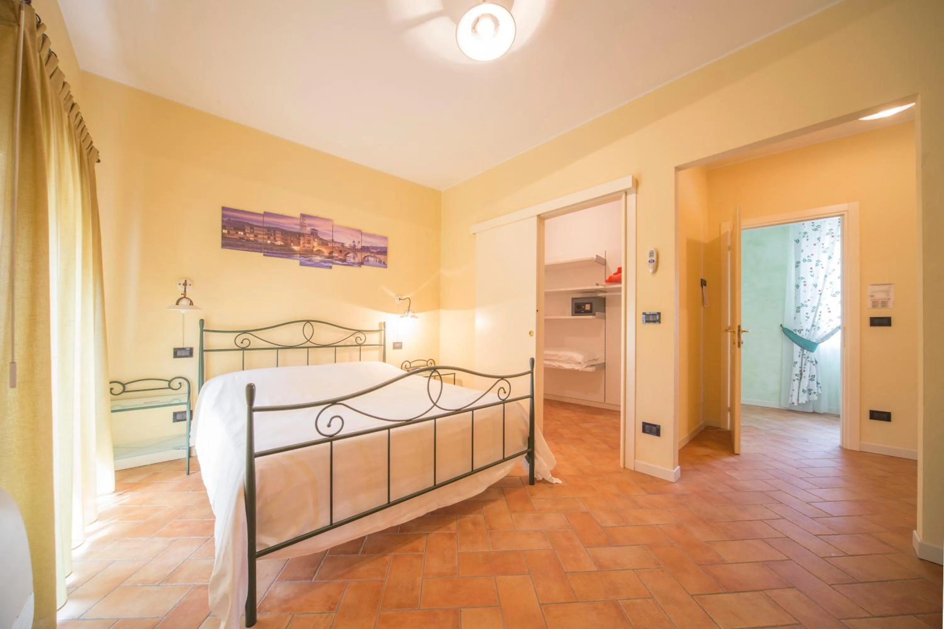 Bedroom, Bed in Hotel Antichi Cortili