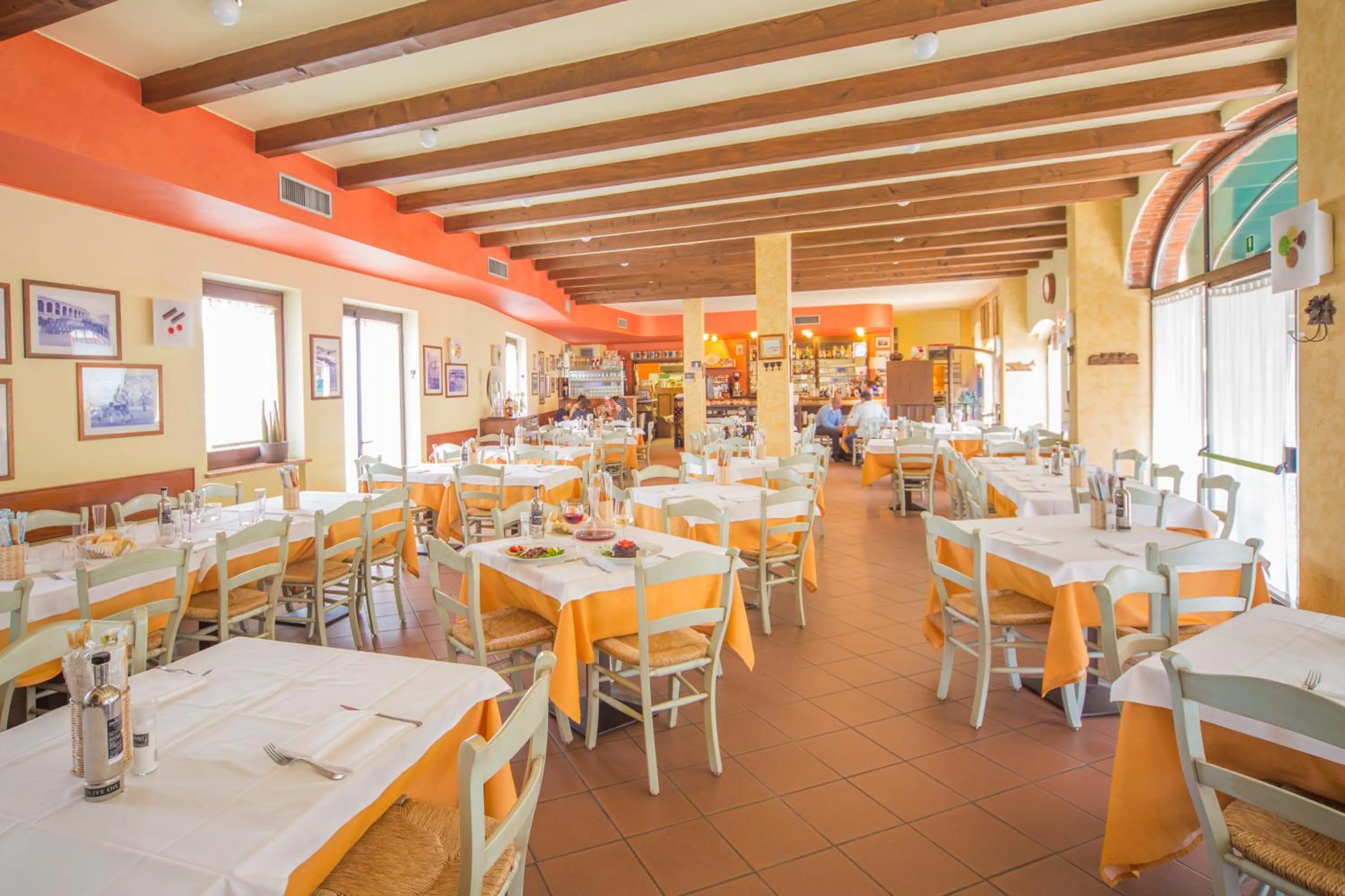 Restaurant/places to eat in Hotel Antichi Cortili