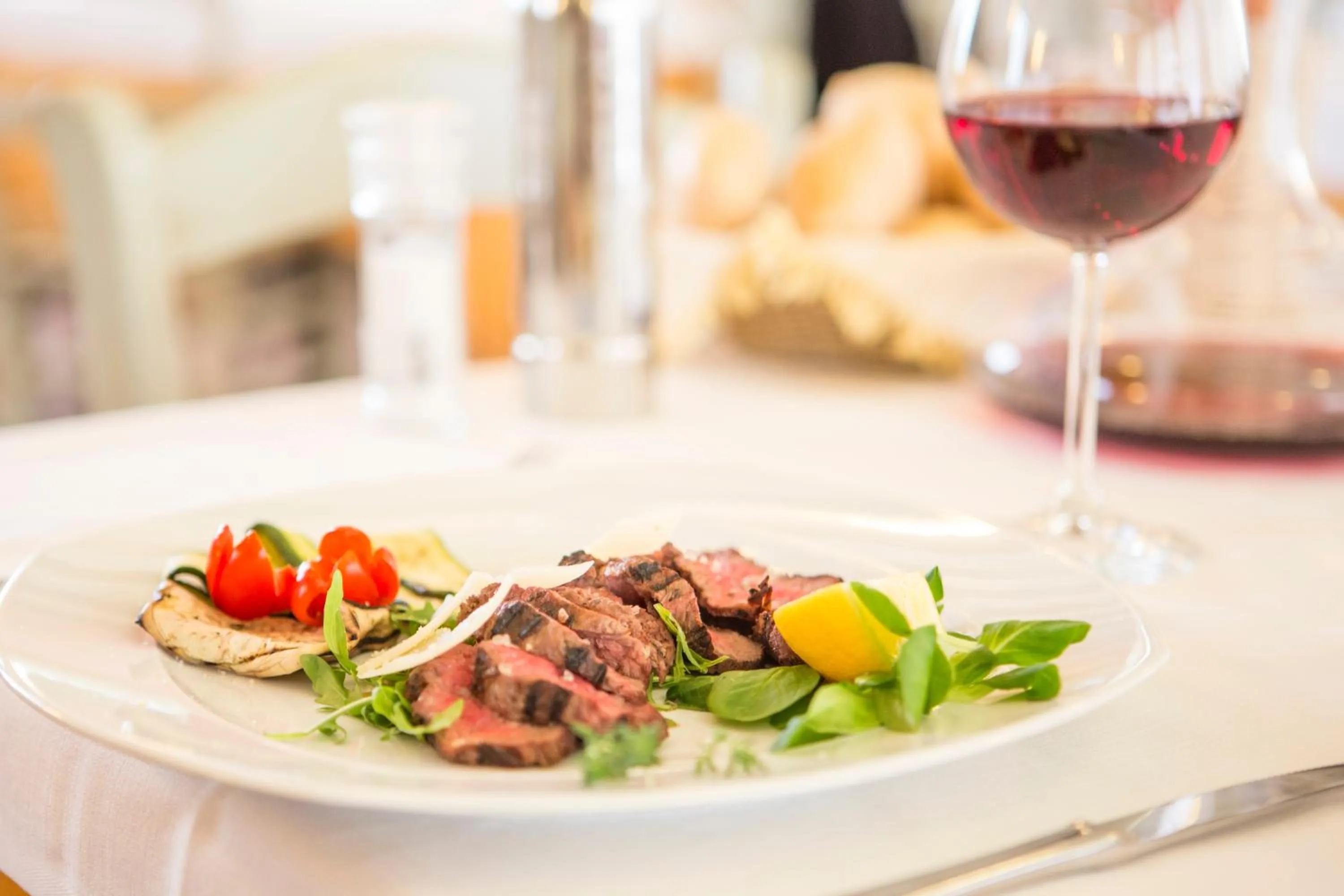 Restaurant/places to eat in Hotel Antichi Cortili