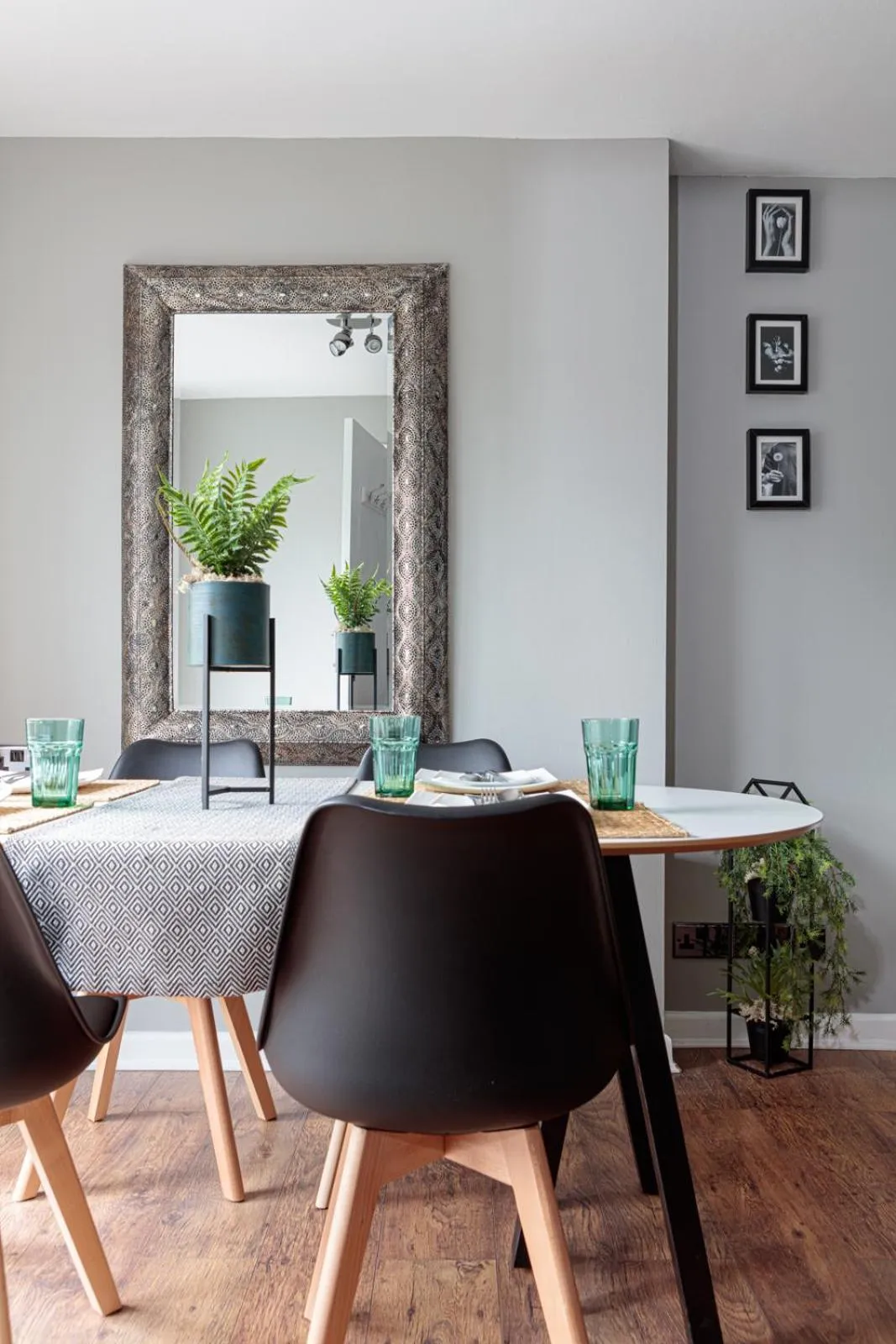 Dining area in Laburnum By The Sea