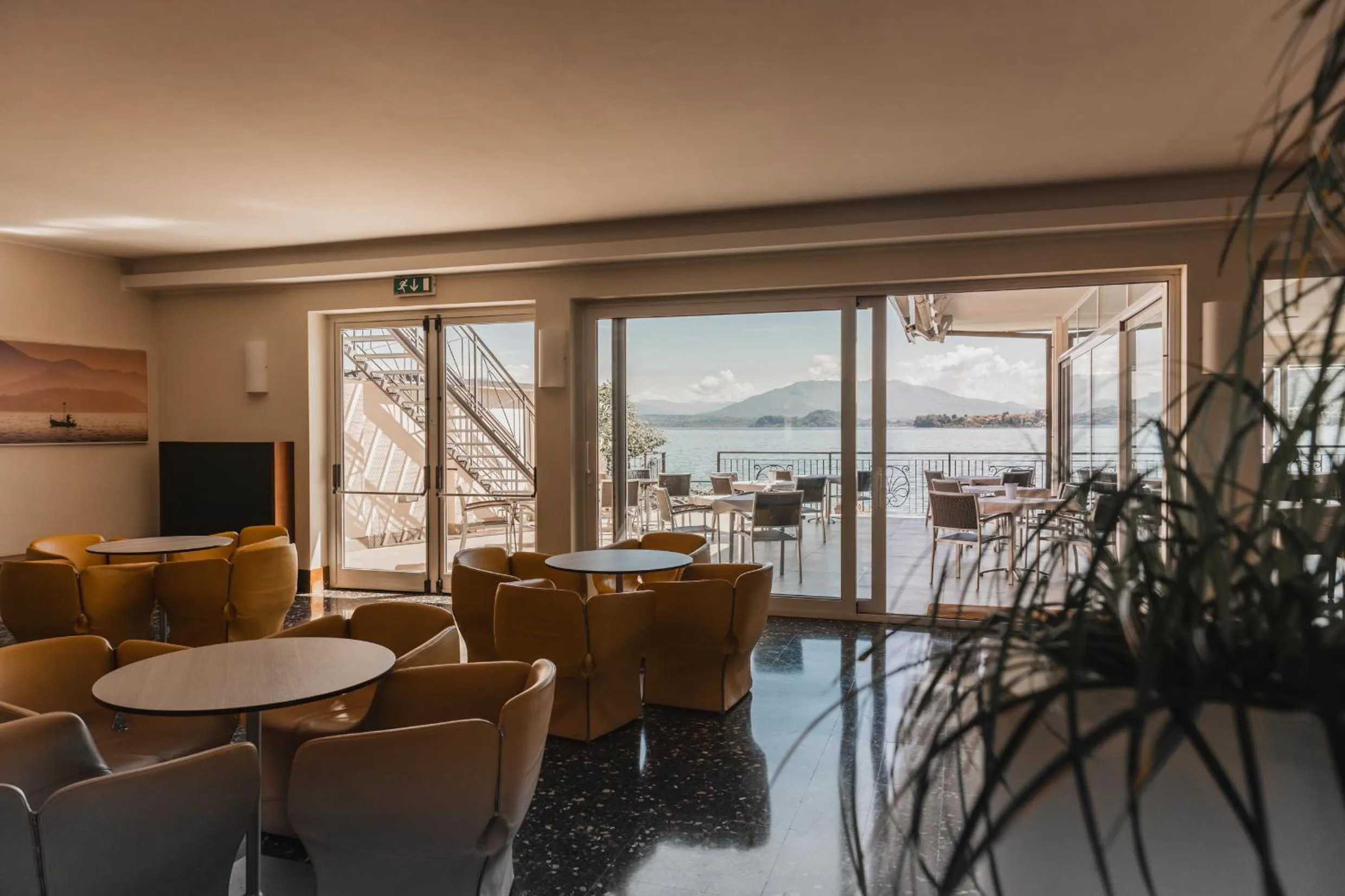 Communal lounge/ TV room in Hotel Bel Sit