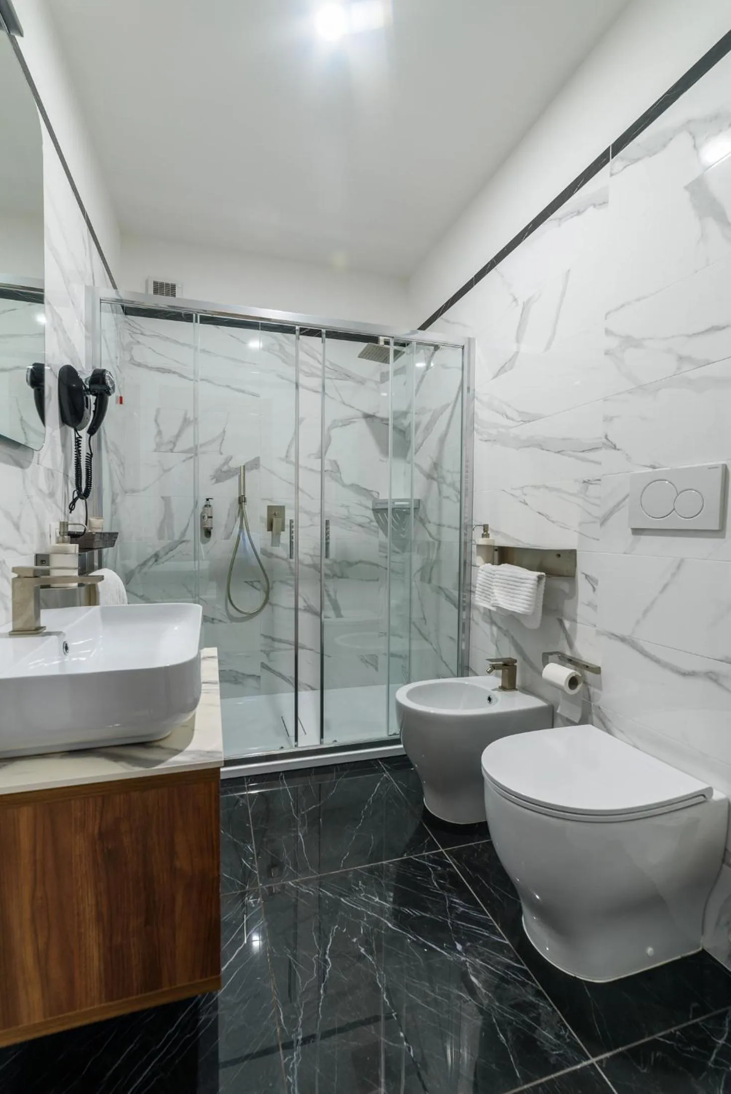 Bathroom in Hotel Villa Paradiso