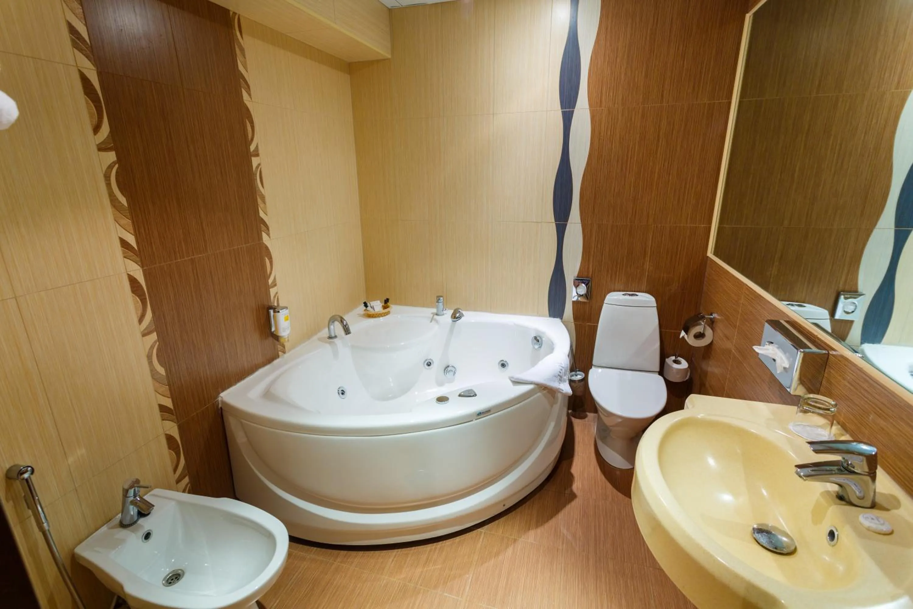 Toilet in Hotel Rocca al Mare