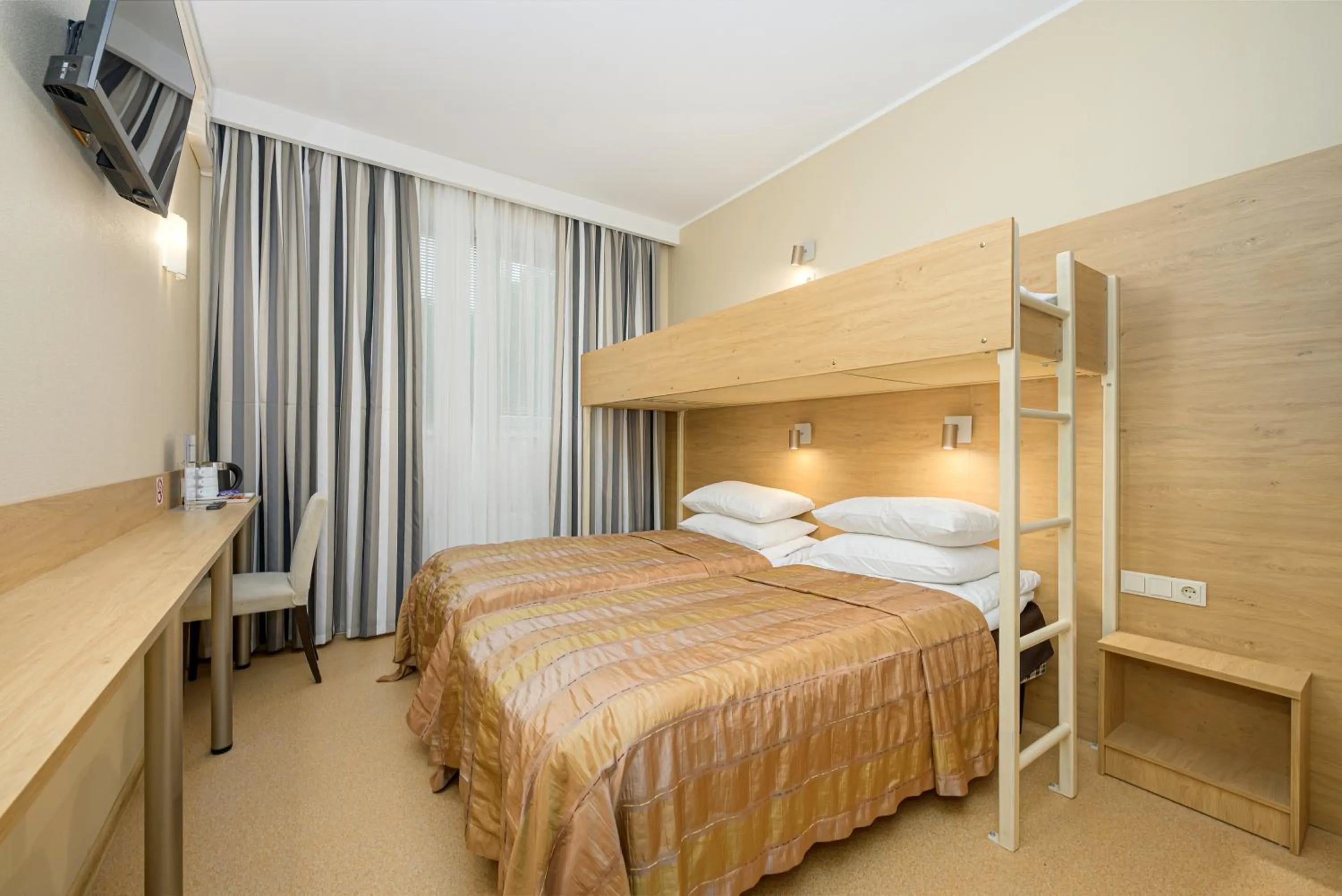 Bed in Hotel Rocca al Mare