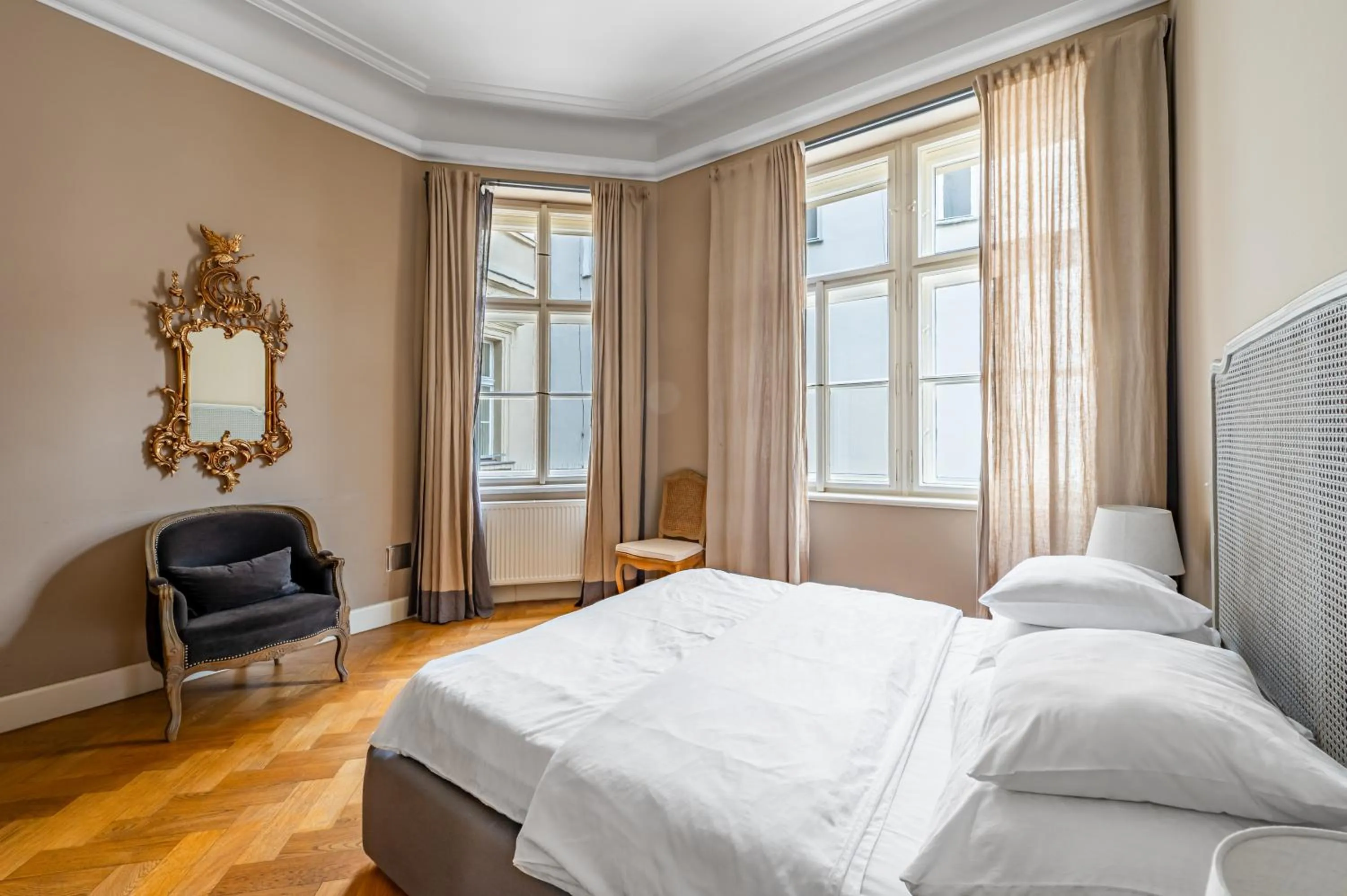 Bed in Malostranská Residence