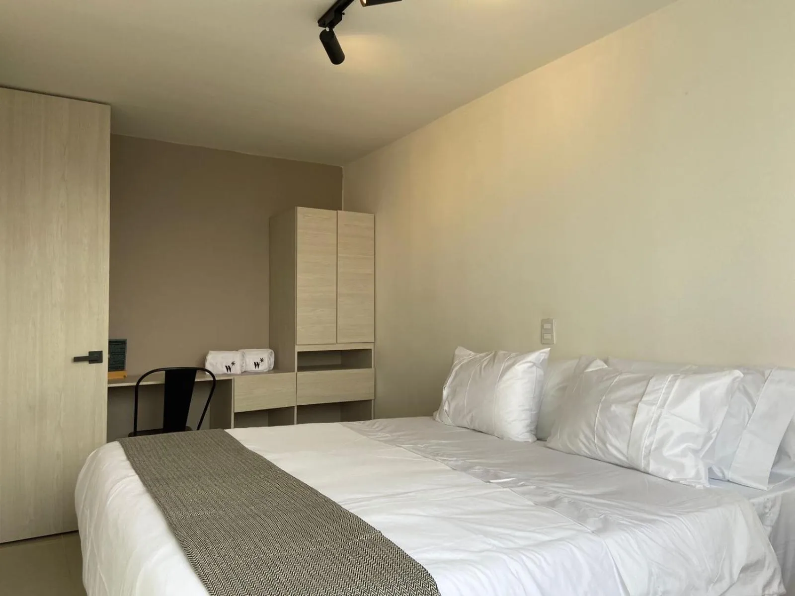 Bed in Hotel Santa Ana Medellin