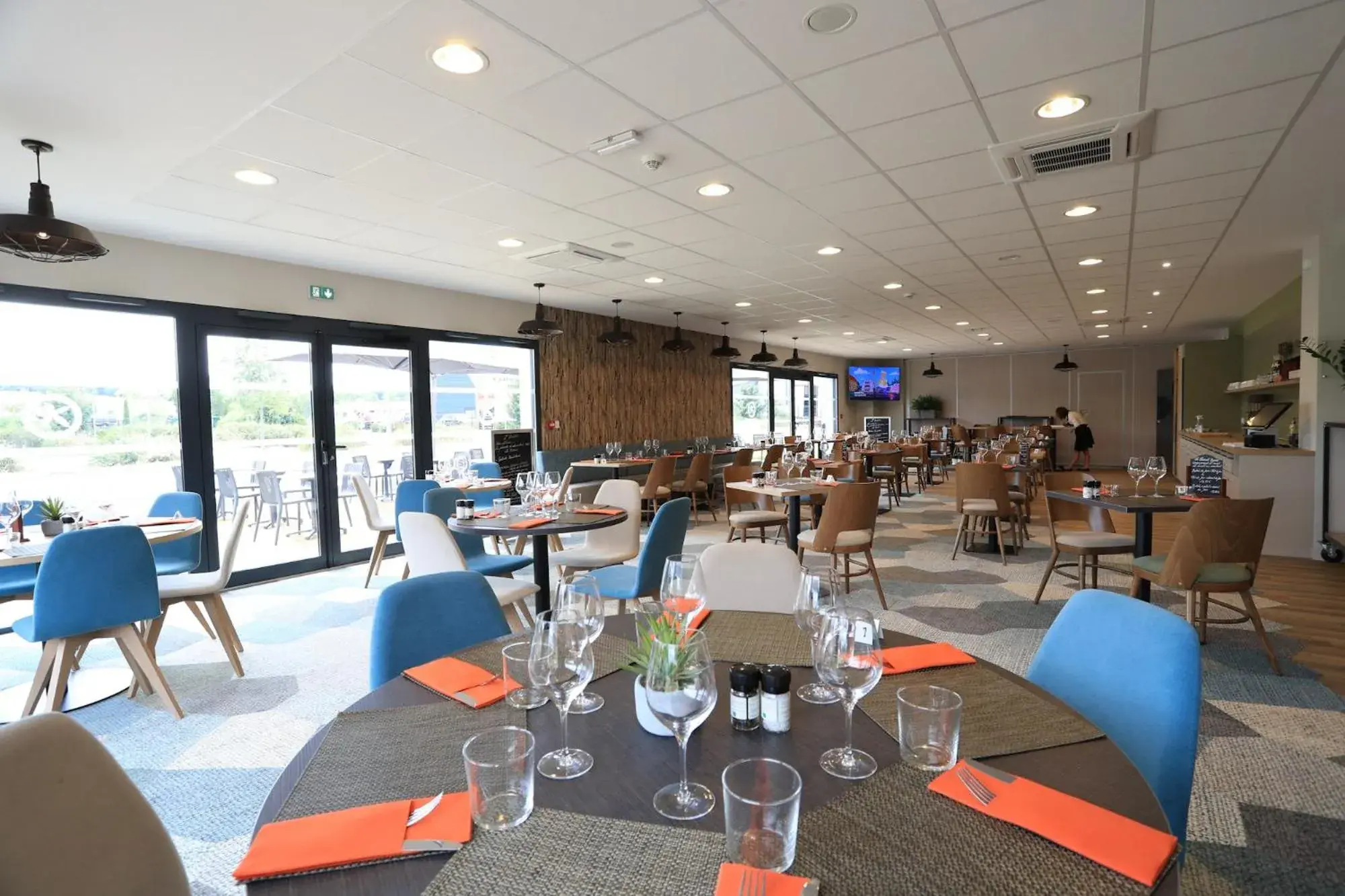 Restaurant/places to eat in The Originals City, Hôtel de la Confluence, Agen Ouest Restaurant/places to eat in The Originals City, Hôtel de la Confluence, Agen Ouest