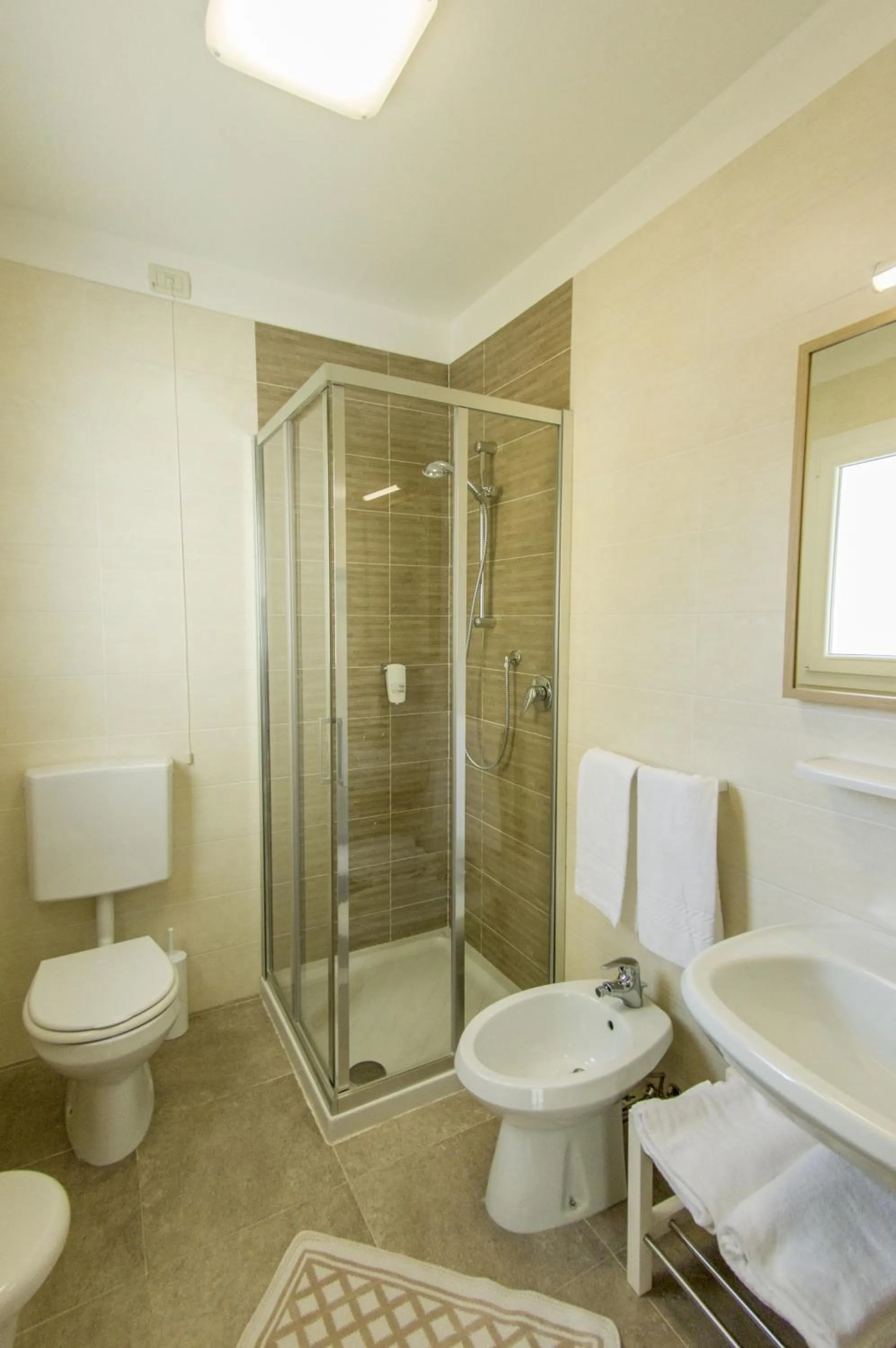 Bathroom in Hotel Nederland