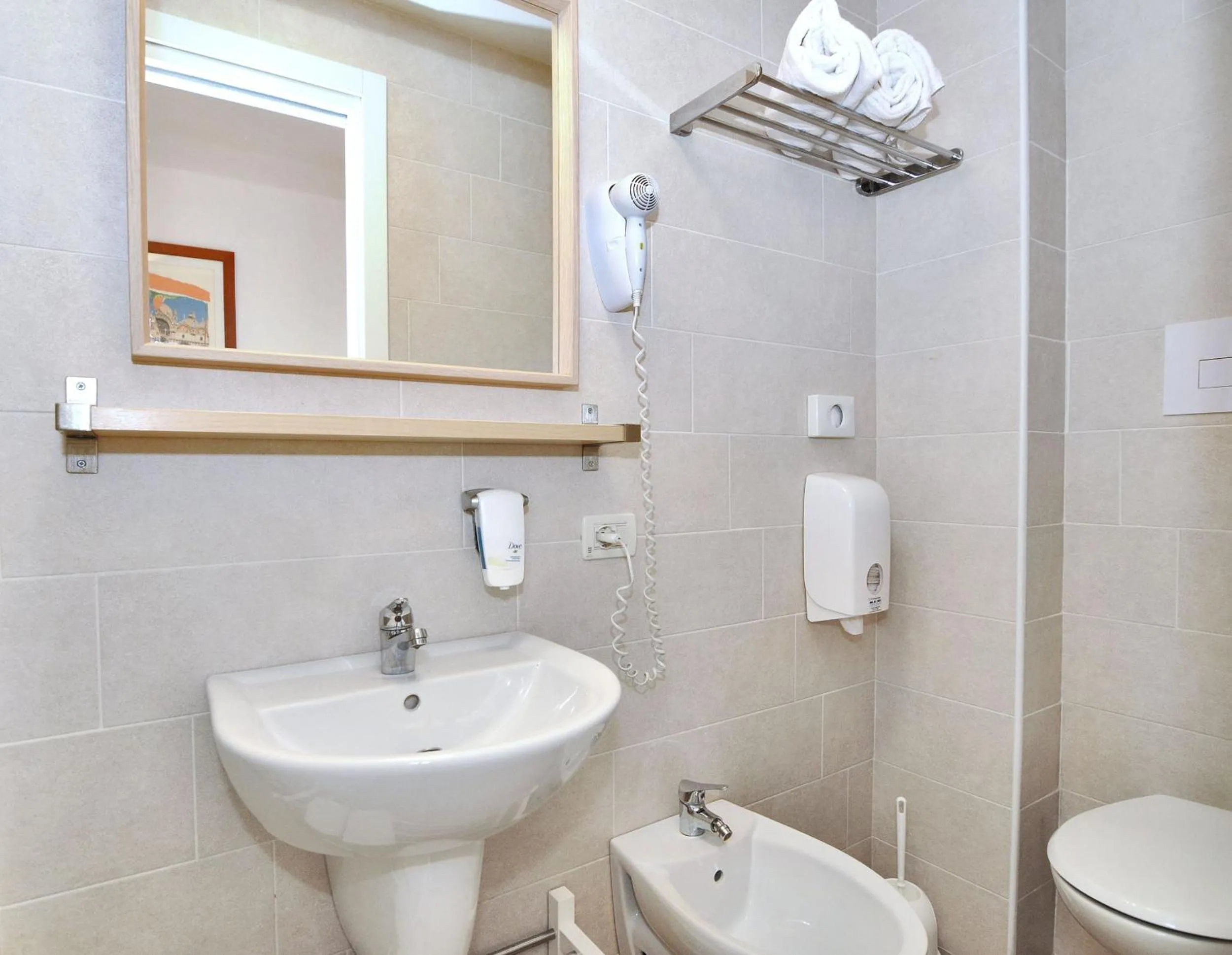 Bathroom in Hotel Nederland