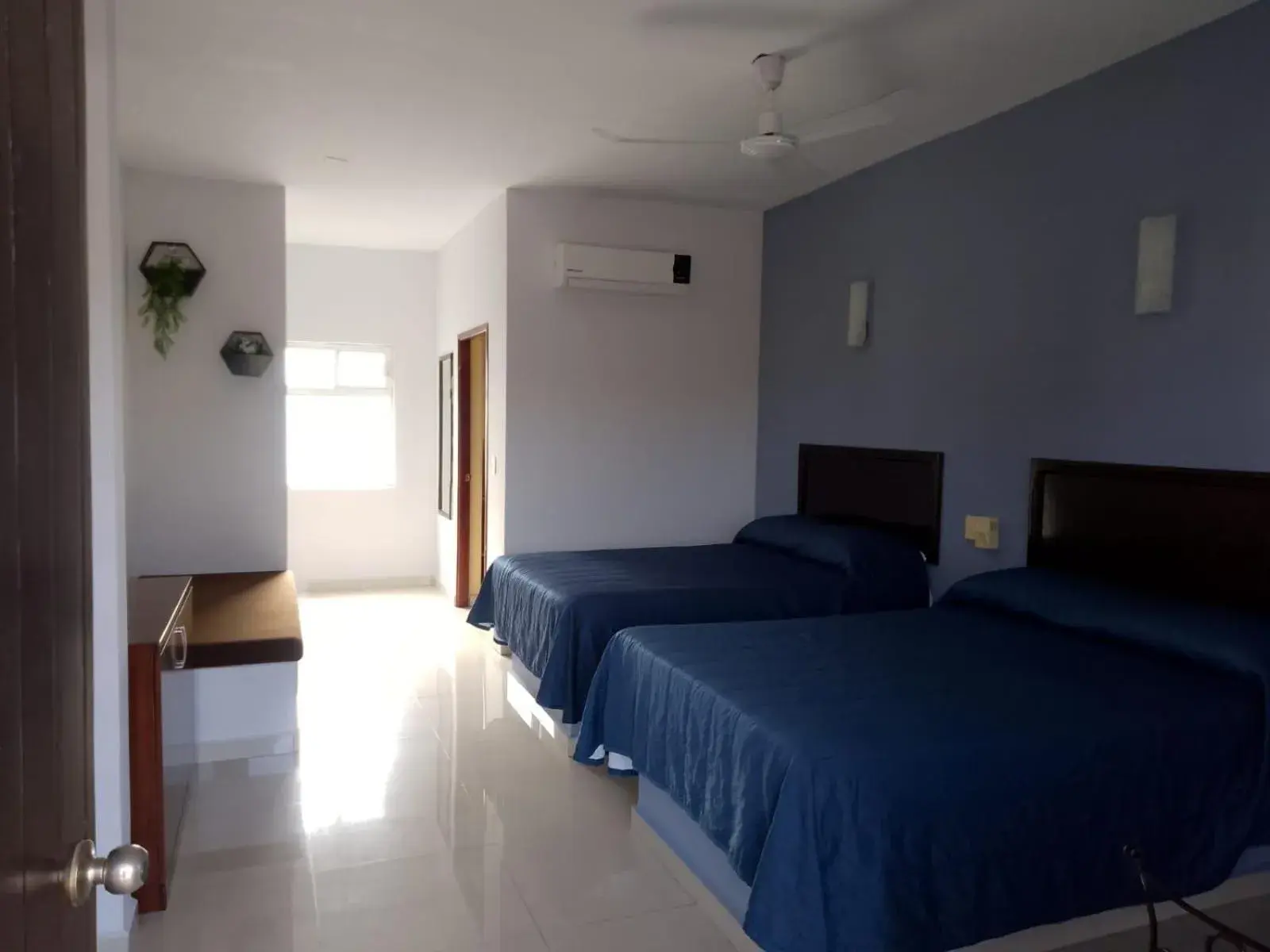 Standard Double Room in El Descanso Inn Standard Double Room in El Descanso Inn