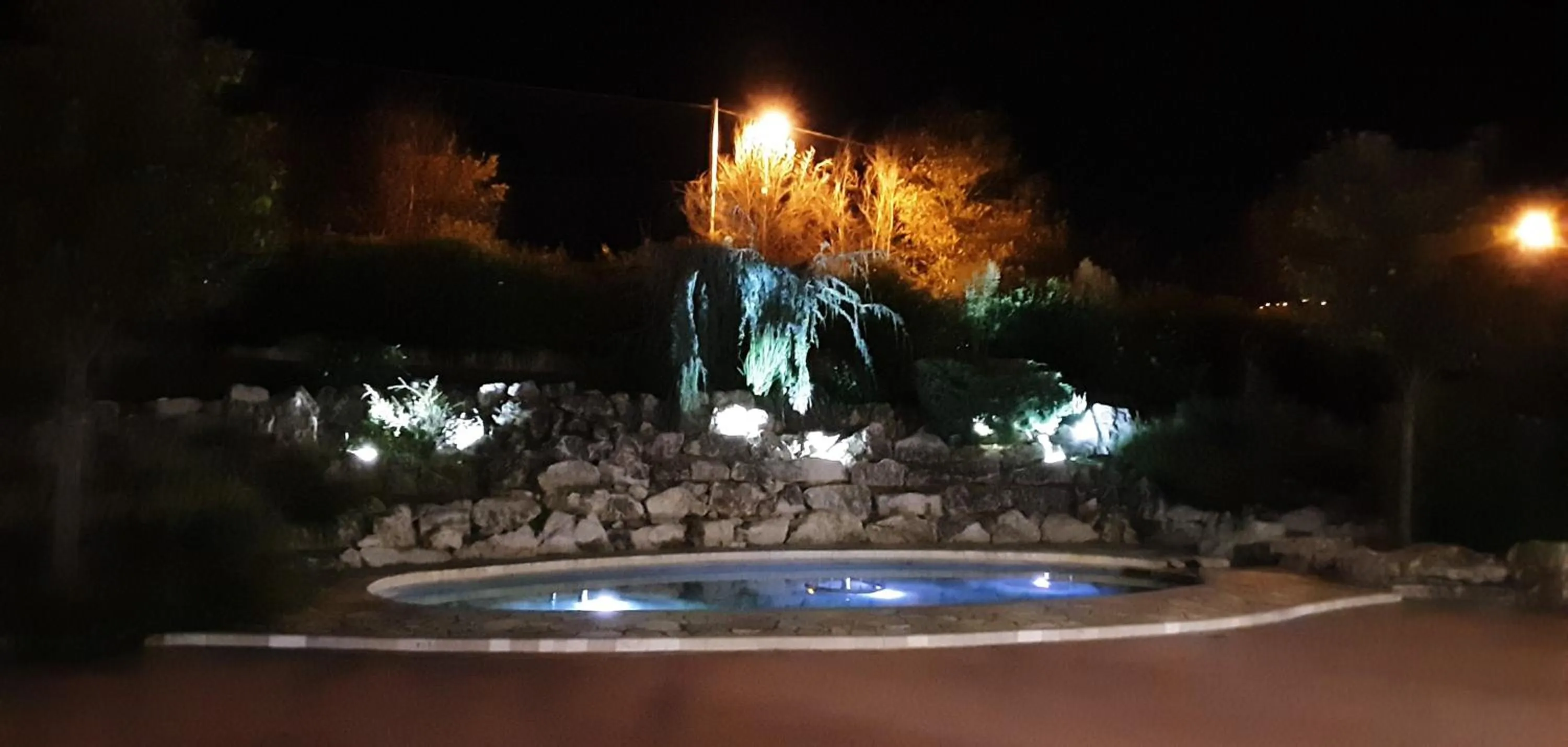 Garden in Hotel Castello Torre in Pietra