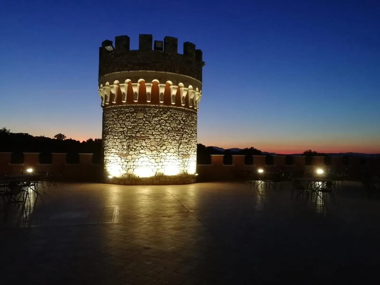 Sunset in Hotel Castello Torre in Pietra