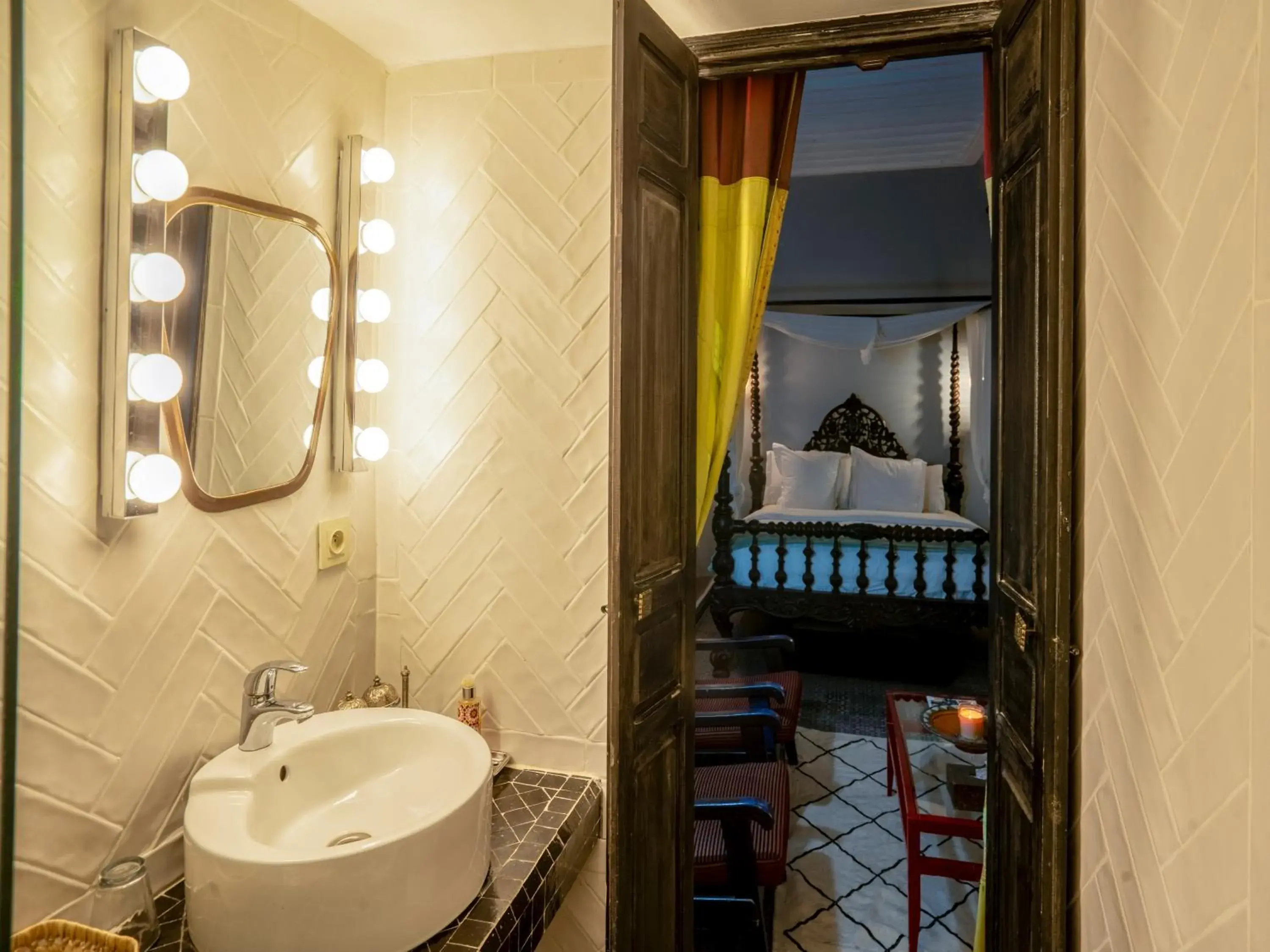 Deluxe Double Room in Riad Ines Home Deluxe Double Room in Riad Ines Home