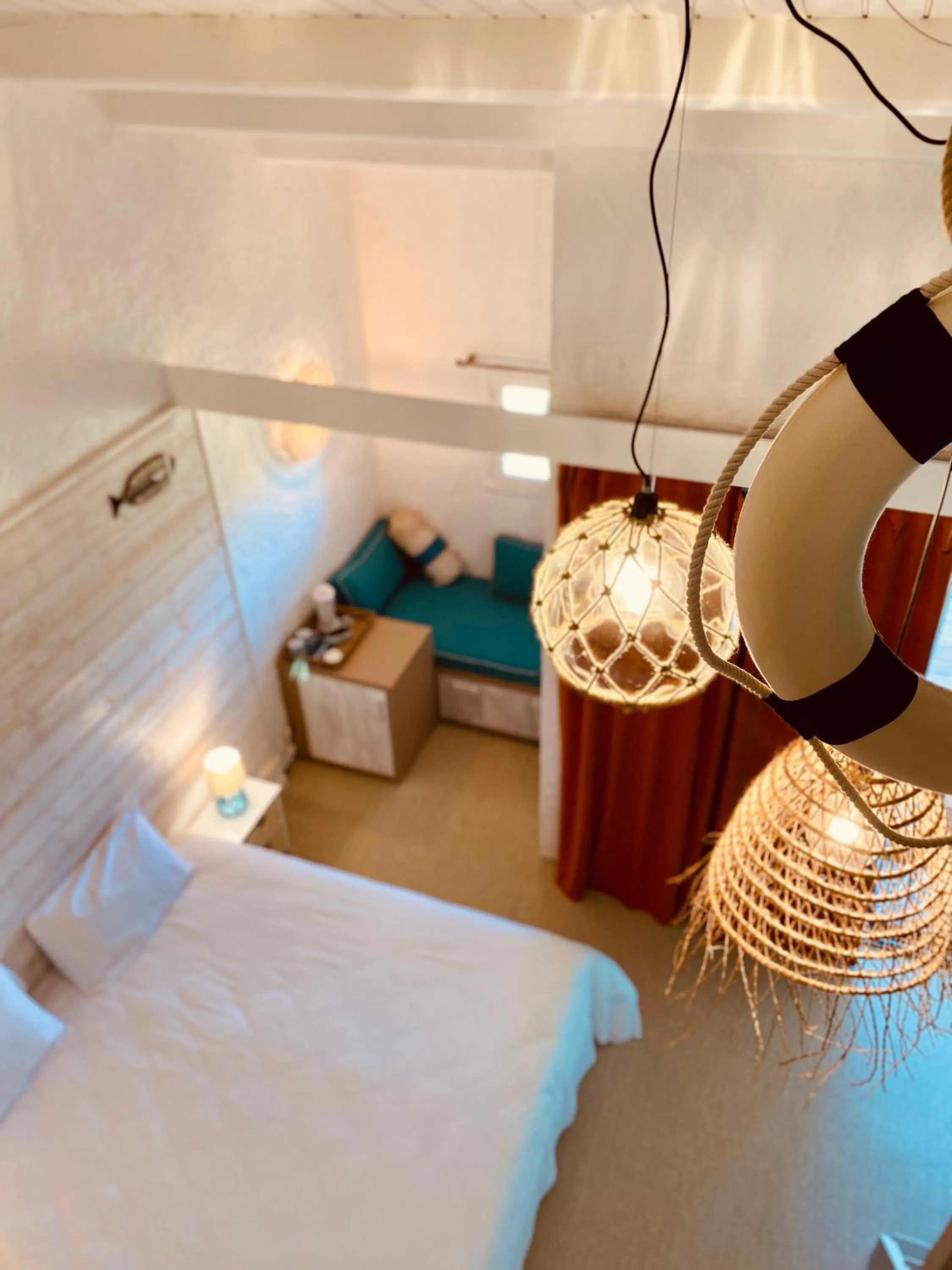 Decorative detail, Bed in Hôtel Île de Lumière