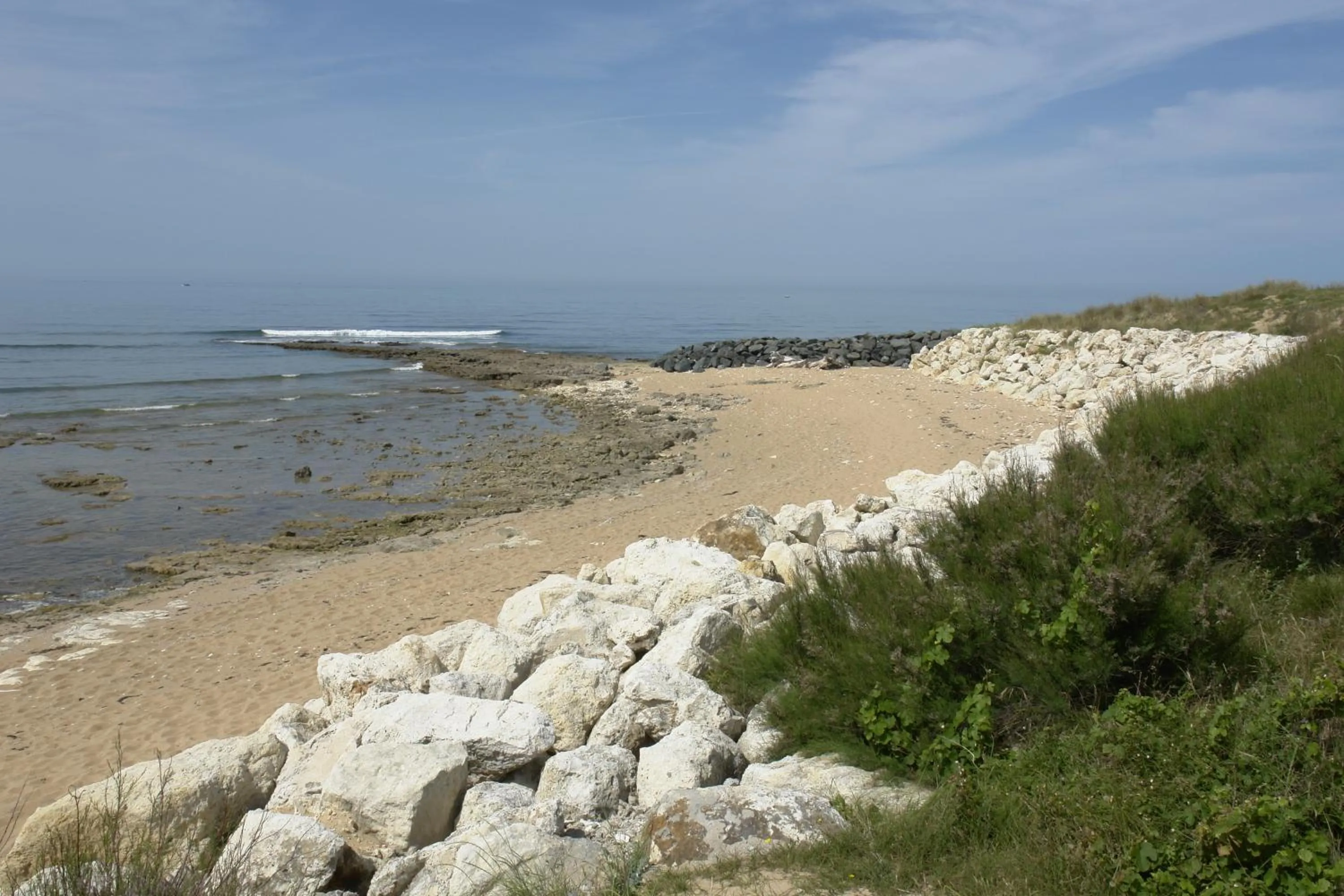 Beach in Hôtel Île de Lumière