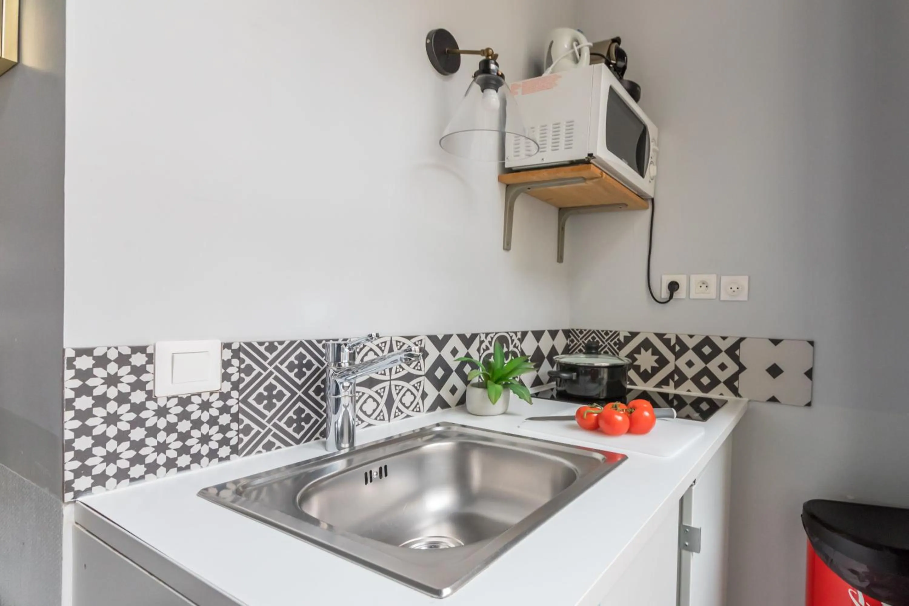 Kitchen or kitchenette in WS Louvre - Etienne Marcel