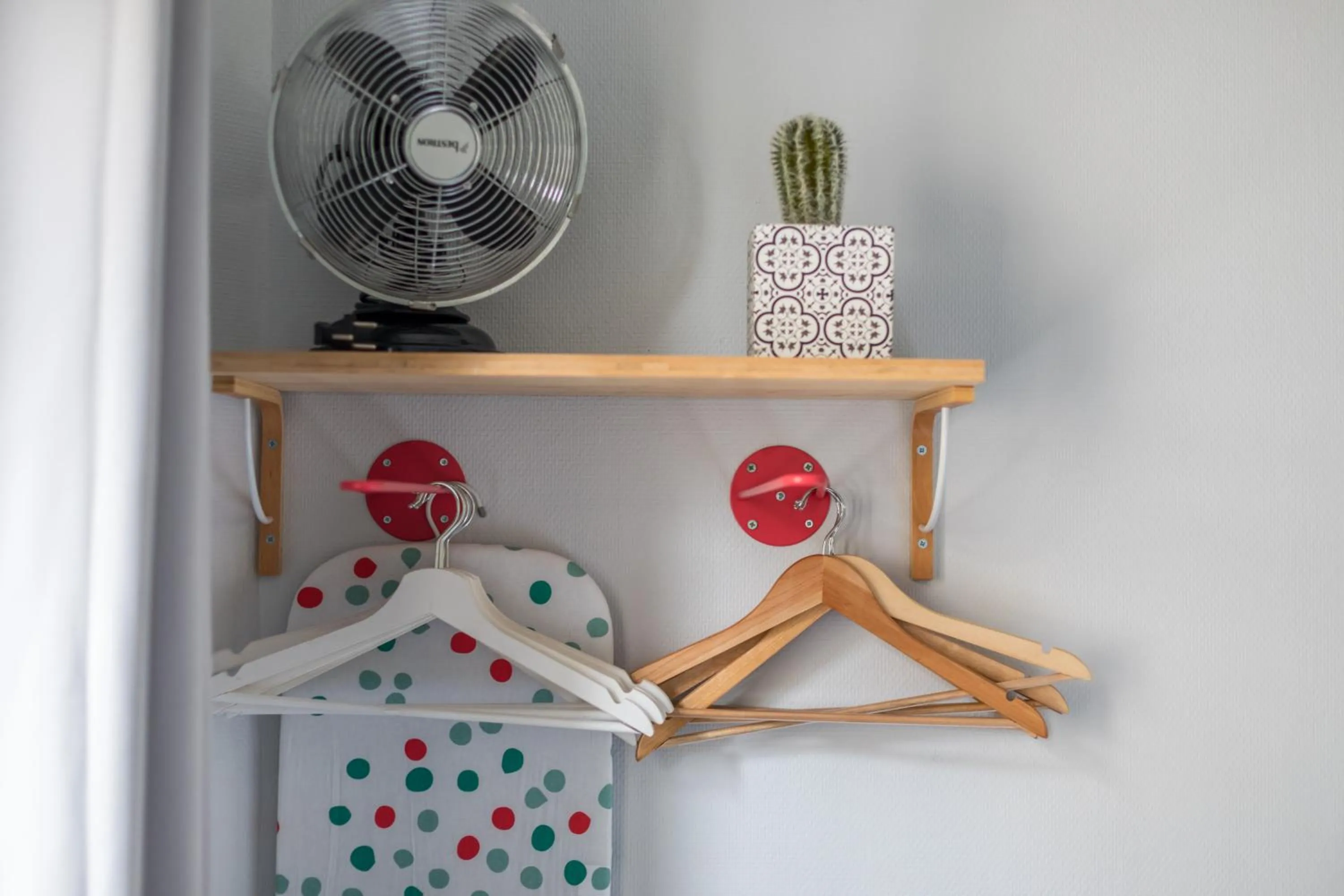 Bedroom in WS Louvre - Etienne Marcel