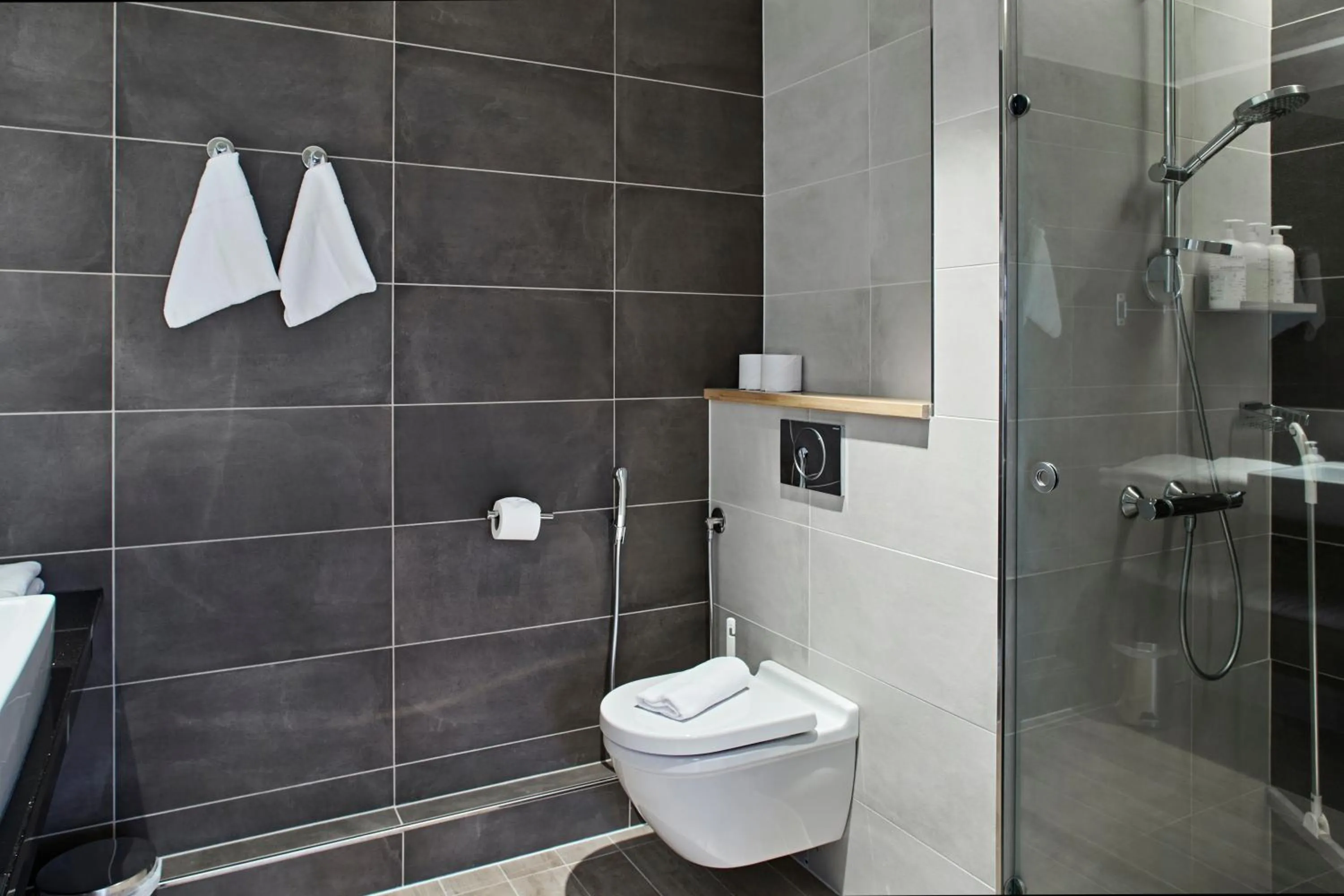 Bathroom in Original Sokos Hotel Alexandra Jyväskylä