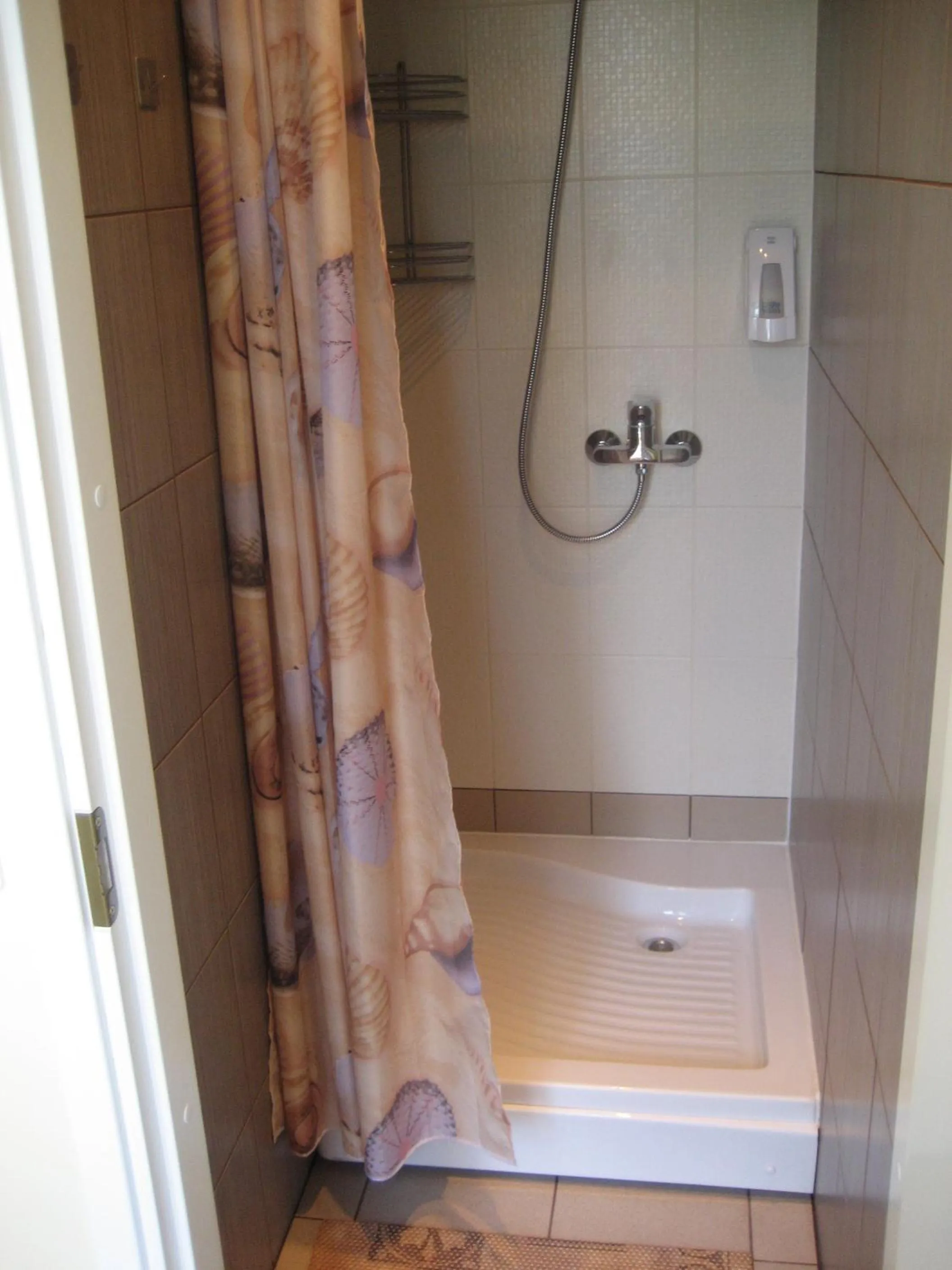 Bathroom in Carolina Hotel