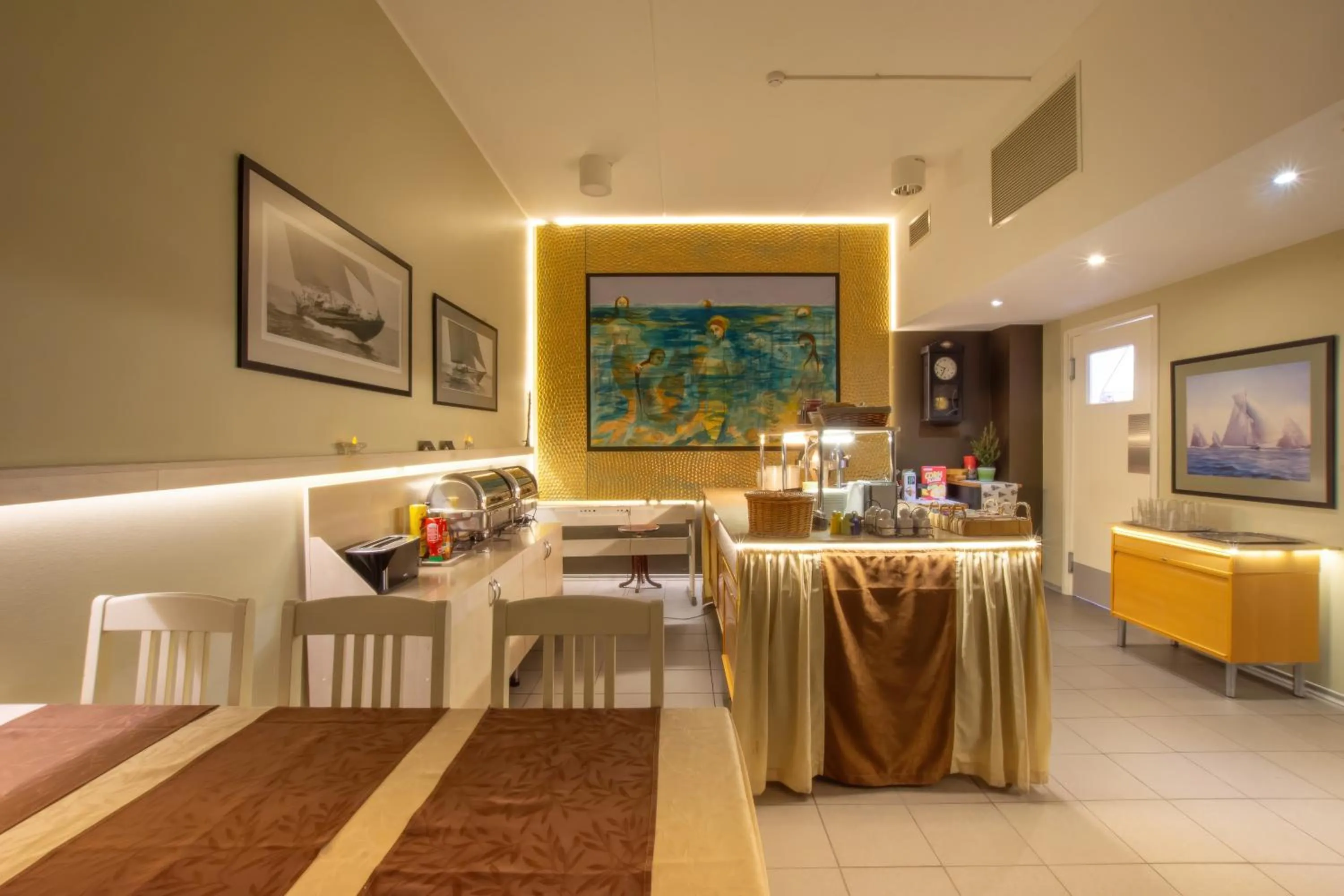 Breakfast in Carolina Hotel