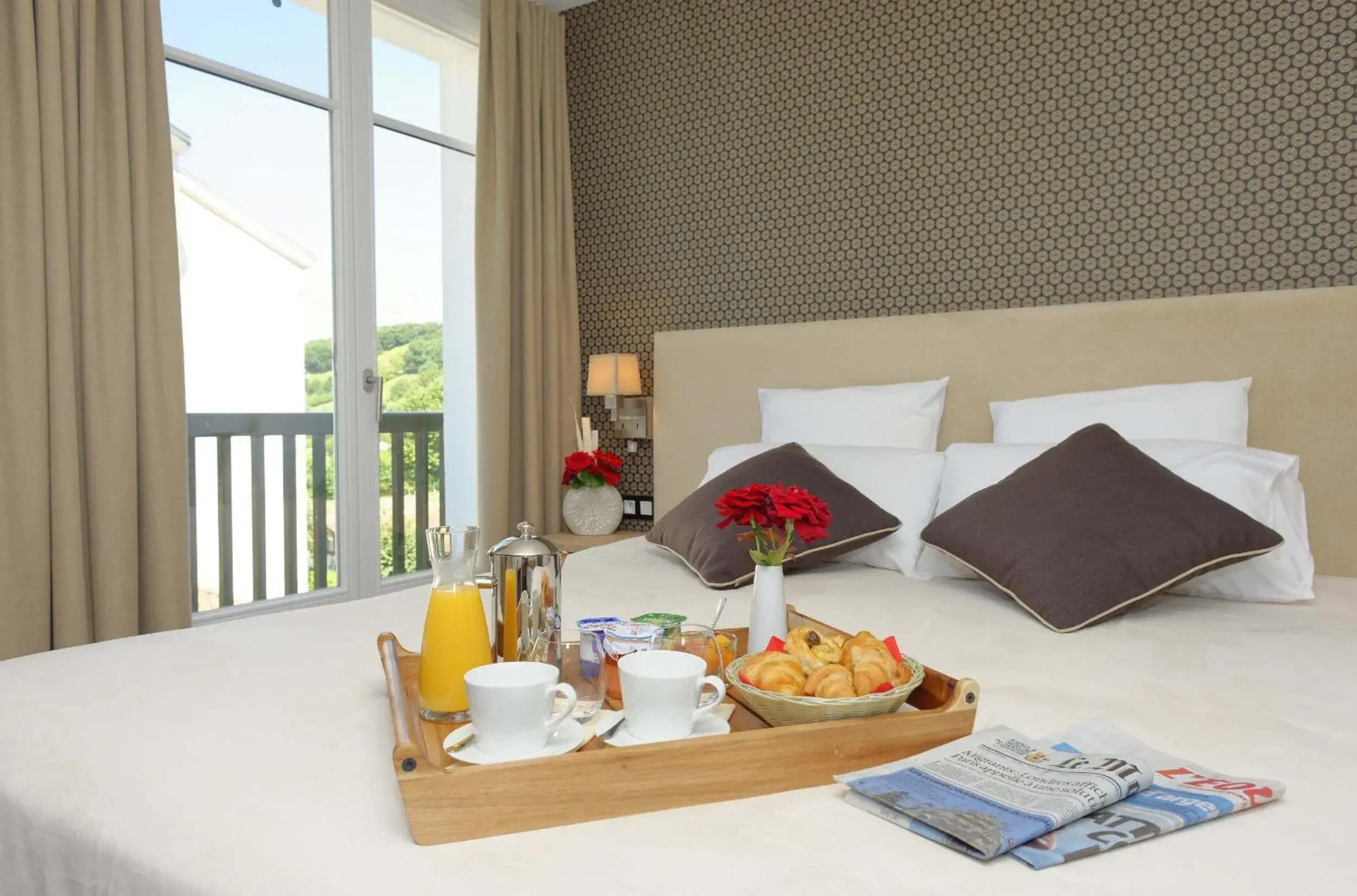 Bed in Logis Hotel de la Nivelle Bed in Logis Hotel de la Nivelle