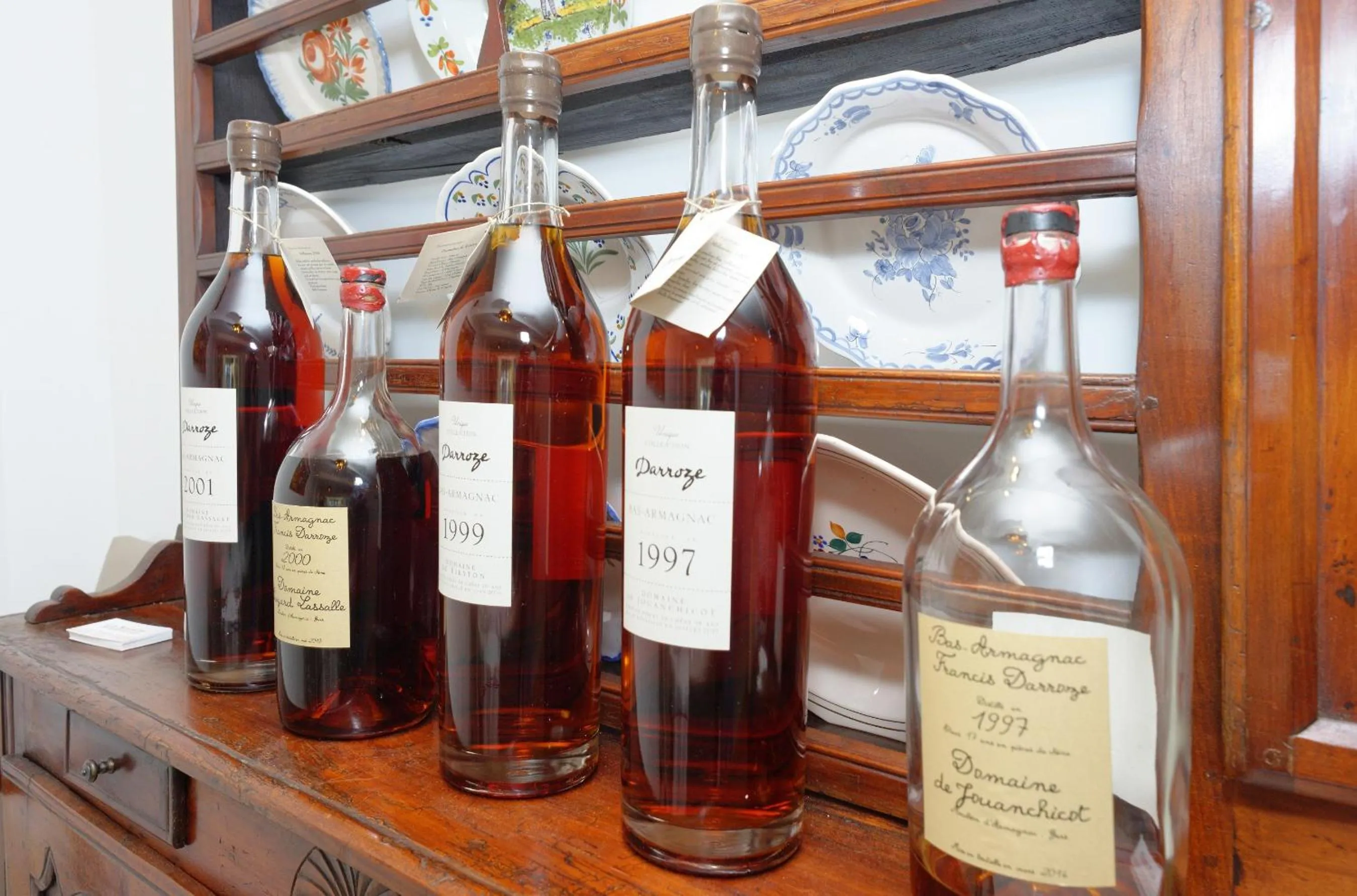 Restaurant/places to eat in Logis Hotel de la Nivelle