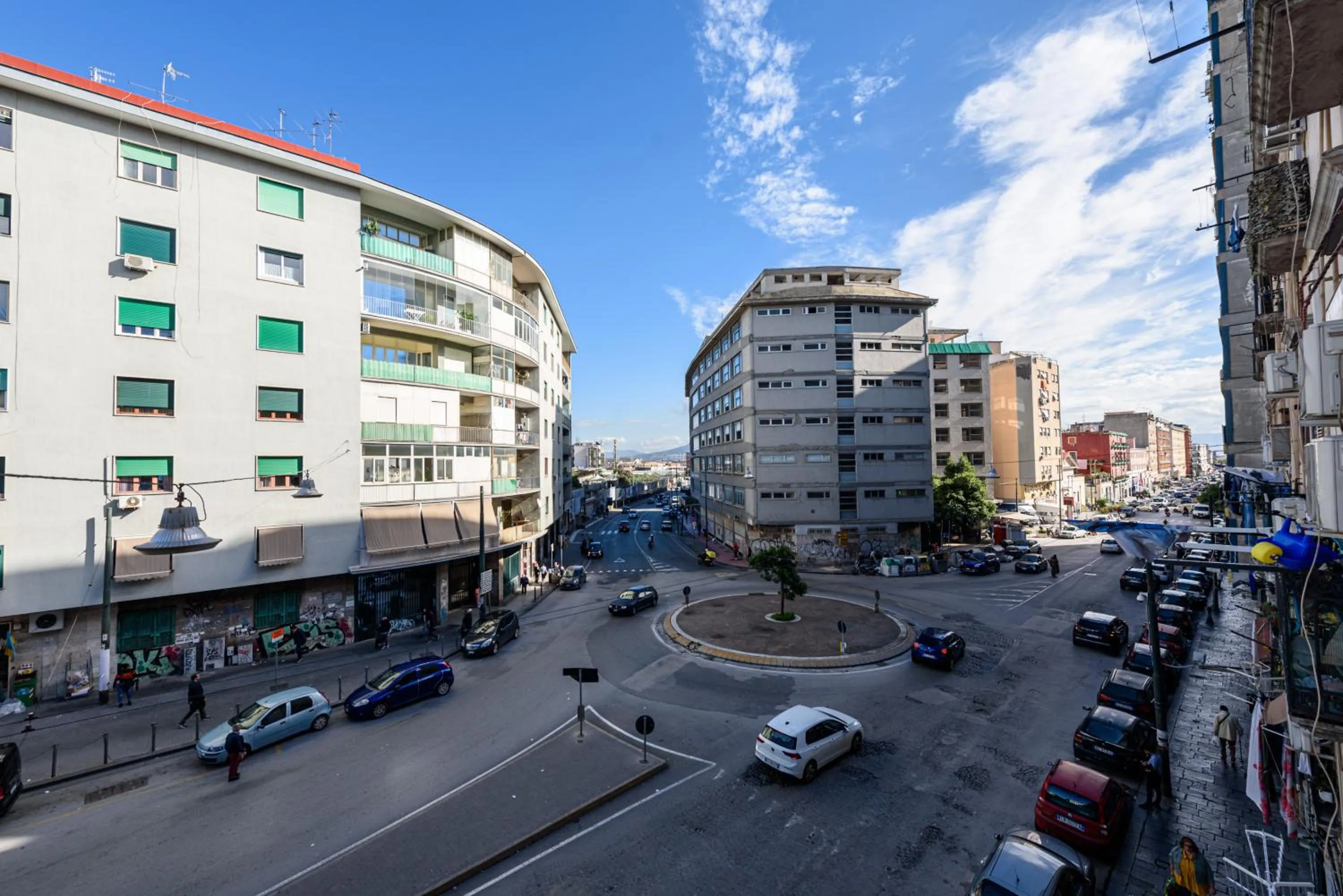 Property building in Napoli Centrale di Fabio e Veronica LT