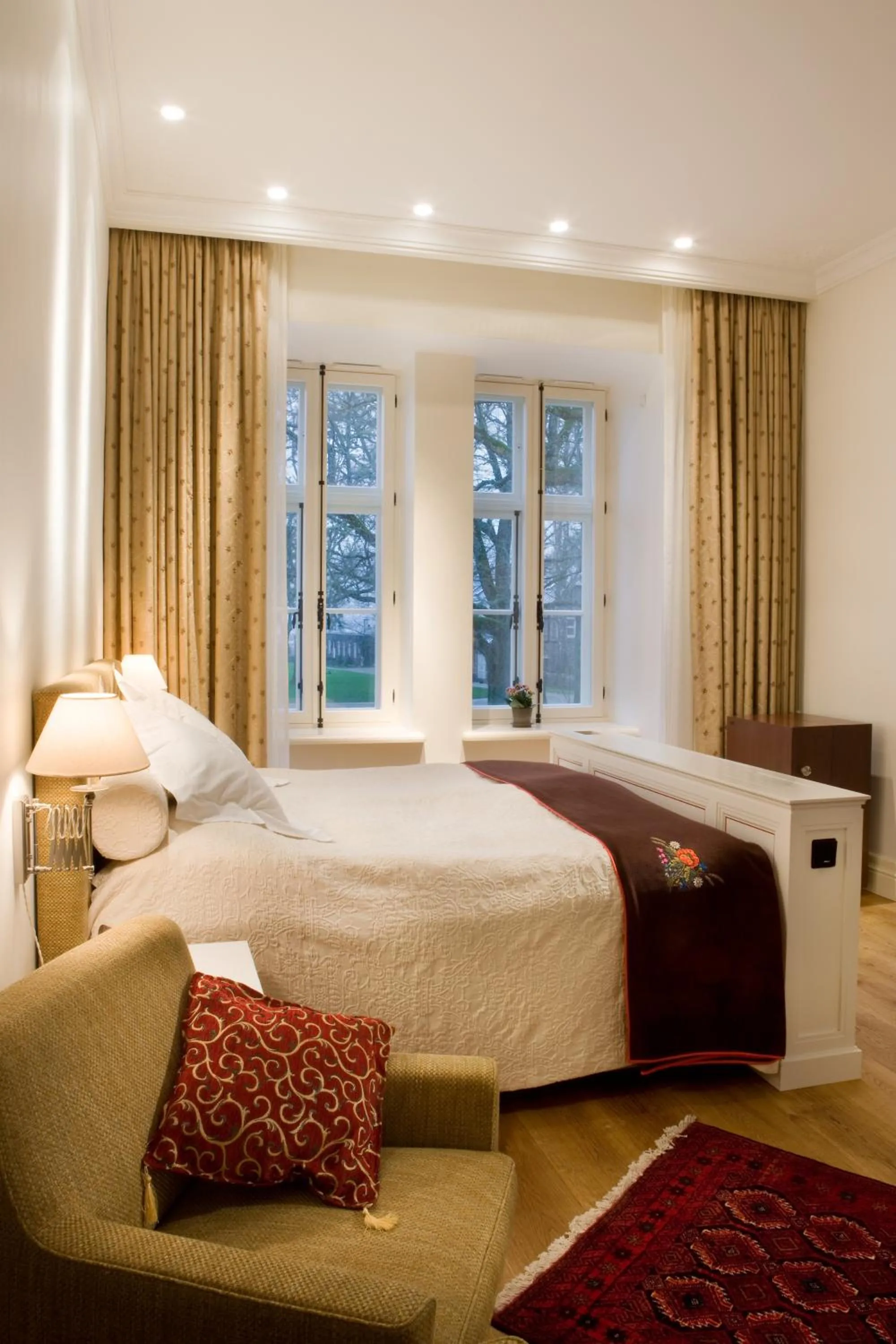 Bed in Pädaste Manor