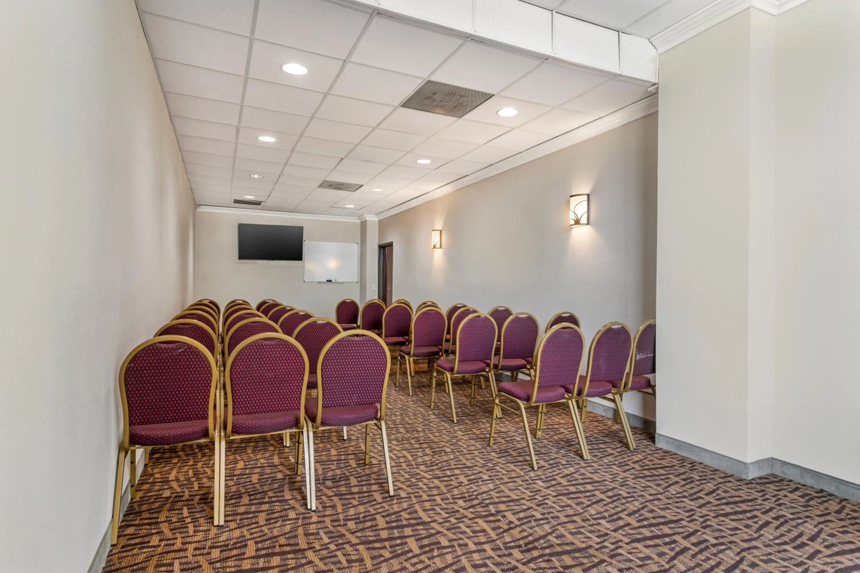 Meeting/conference room in Comfort Suites Bush Intercontinental Airport