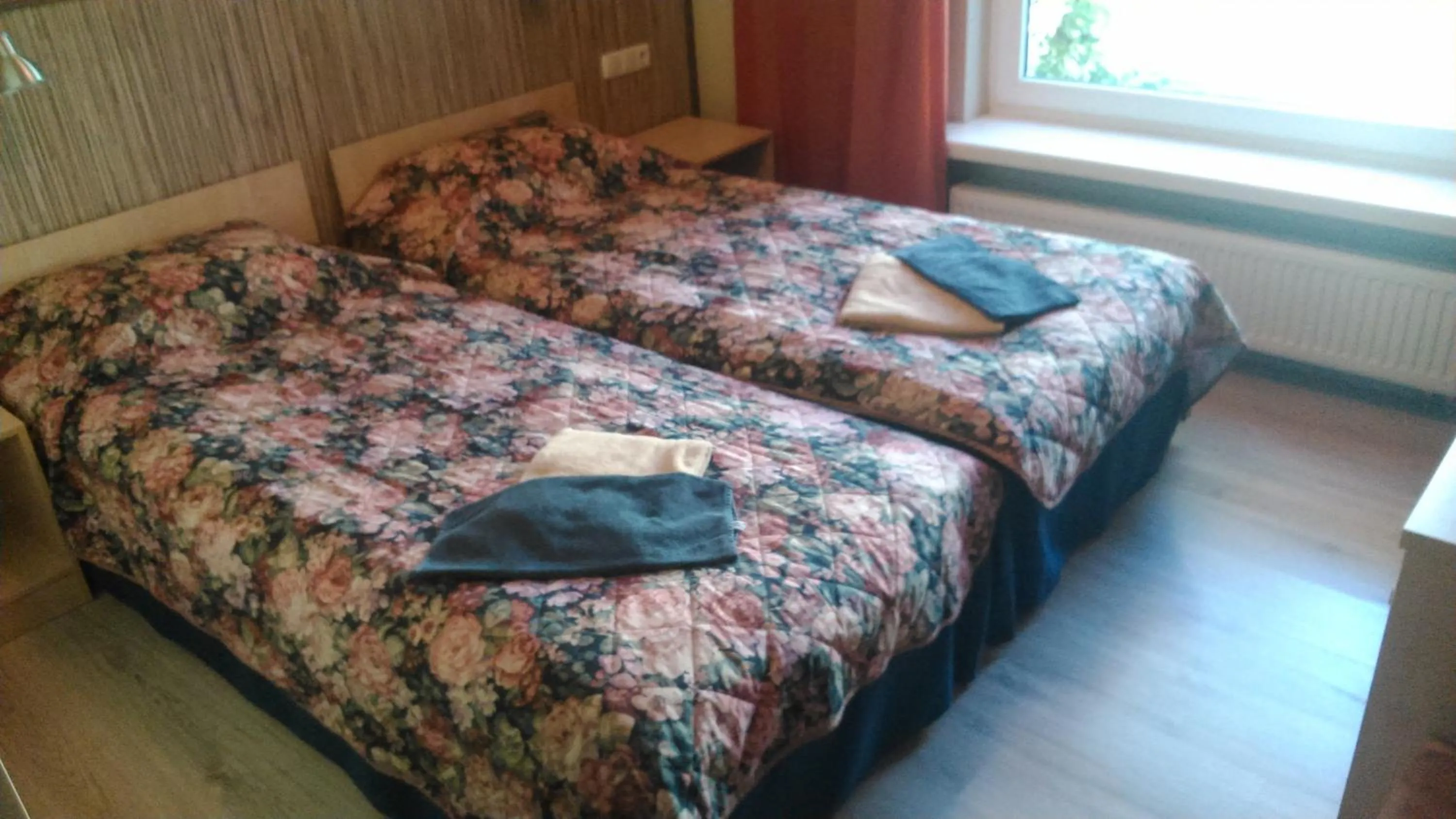 Double or Twin Room in Ranna Villa & FREE PARKING